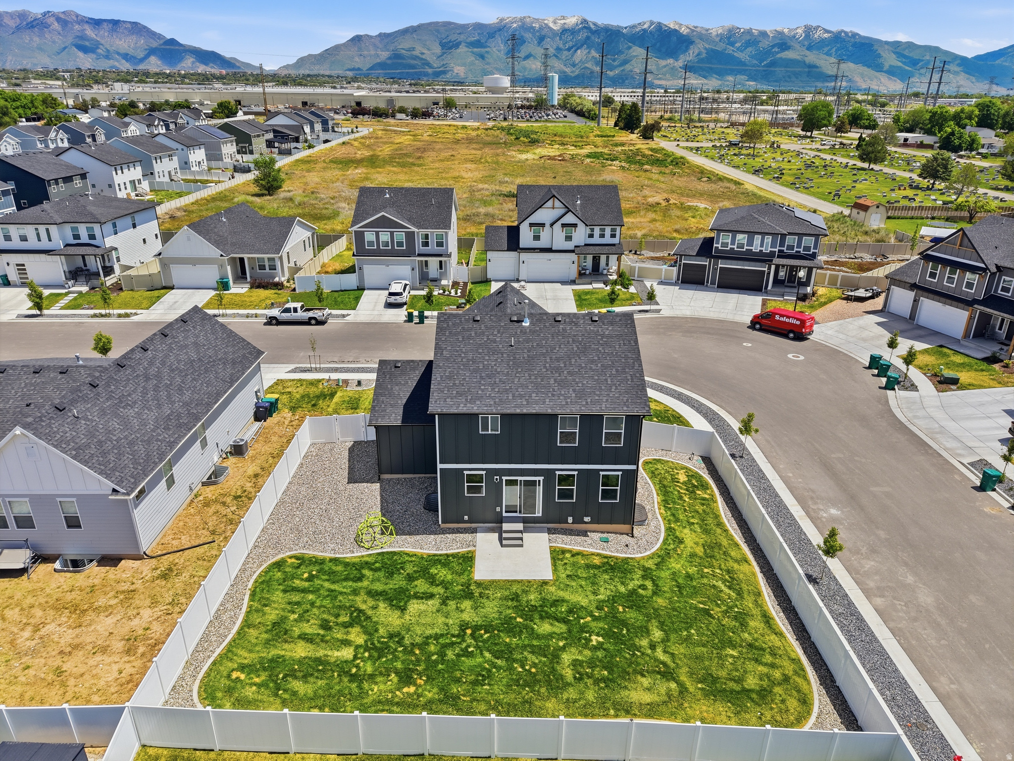 main property photo 42