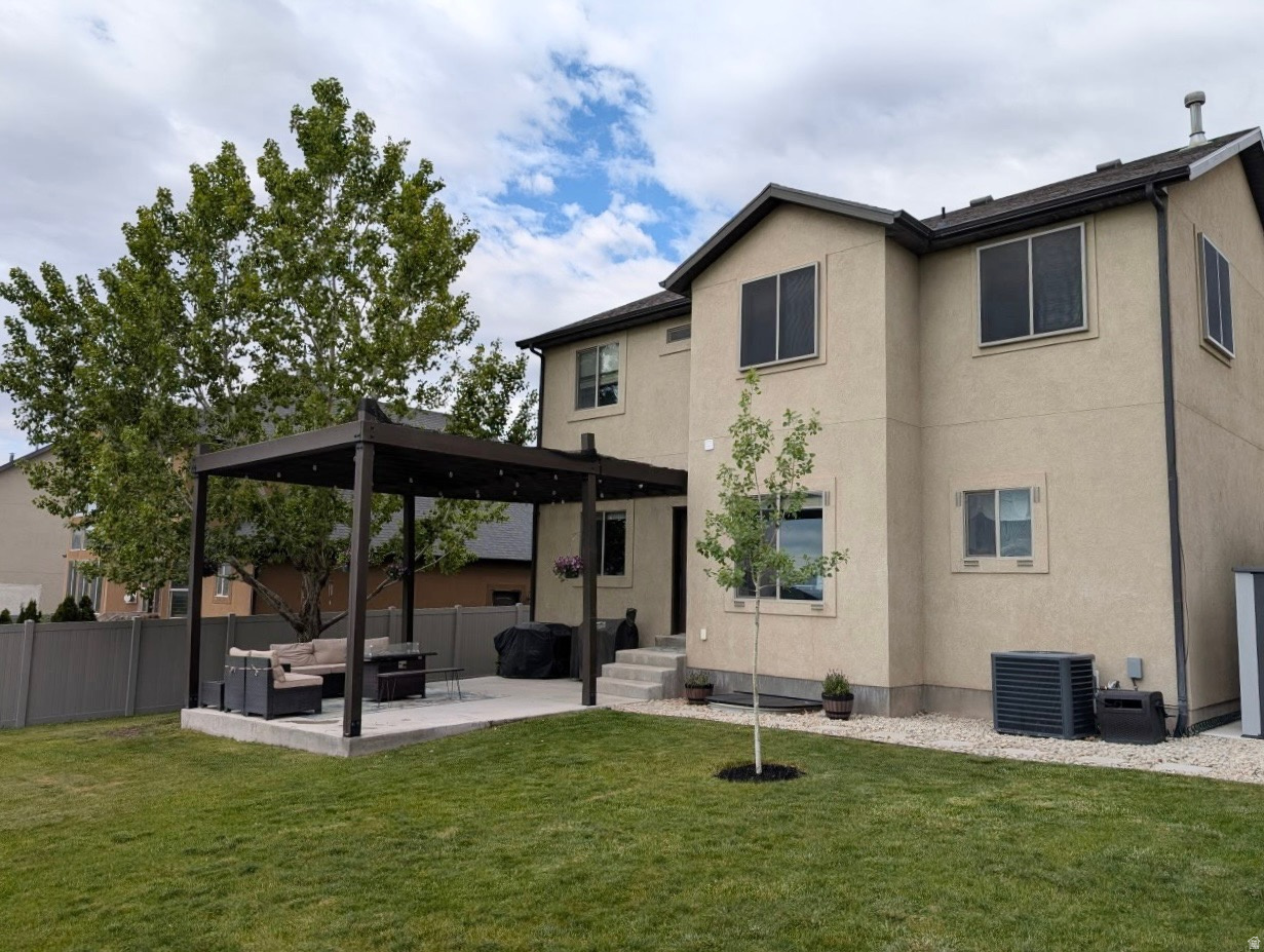 main property photo 9
