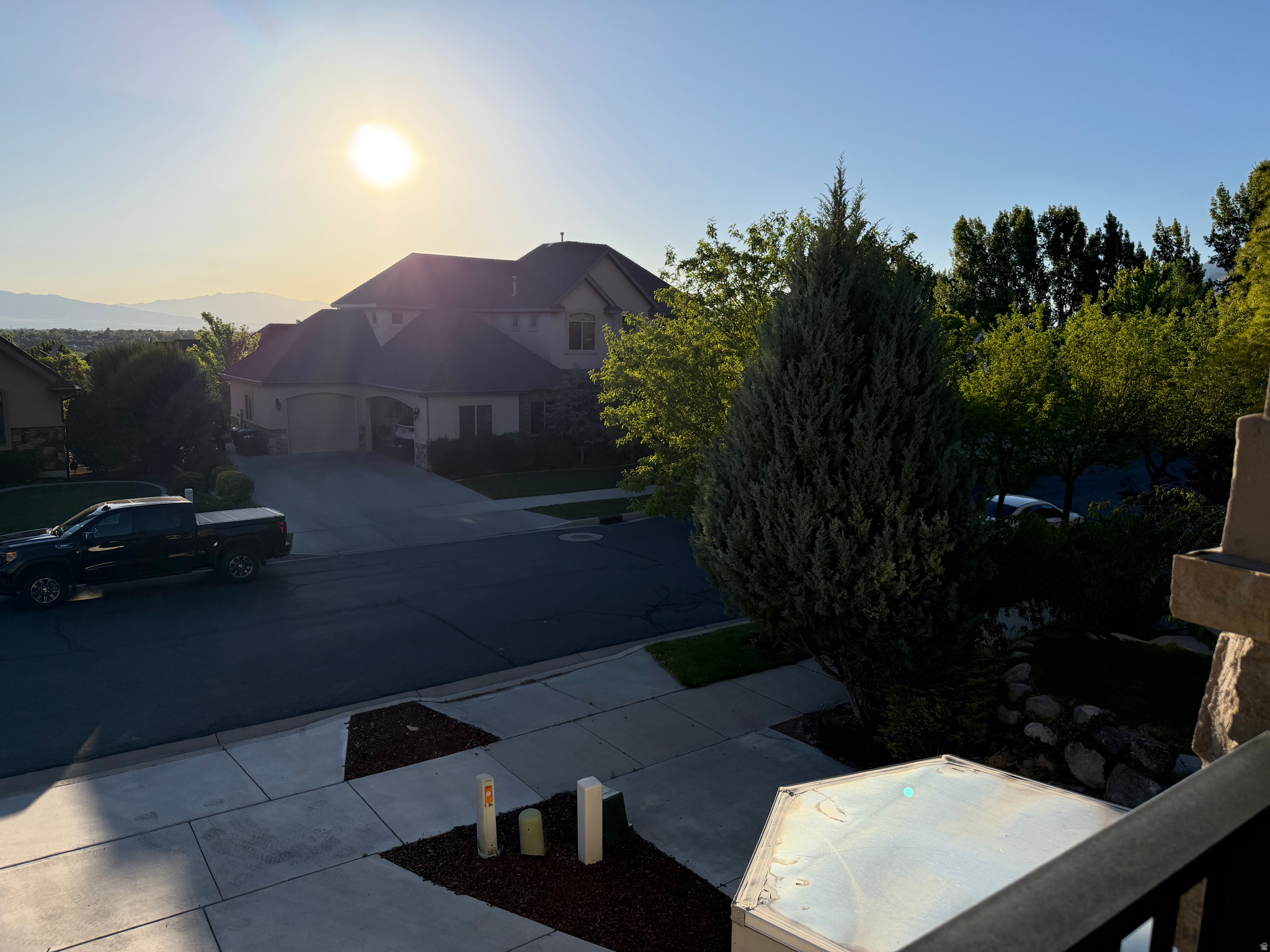 main property photo 50