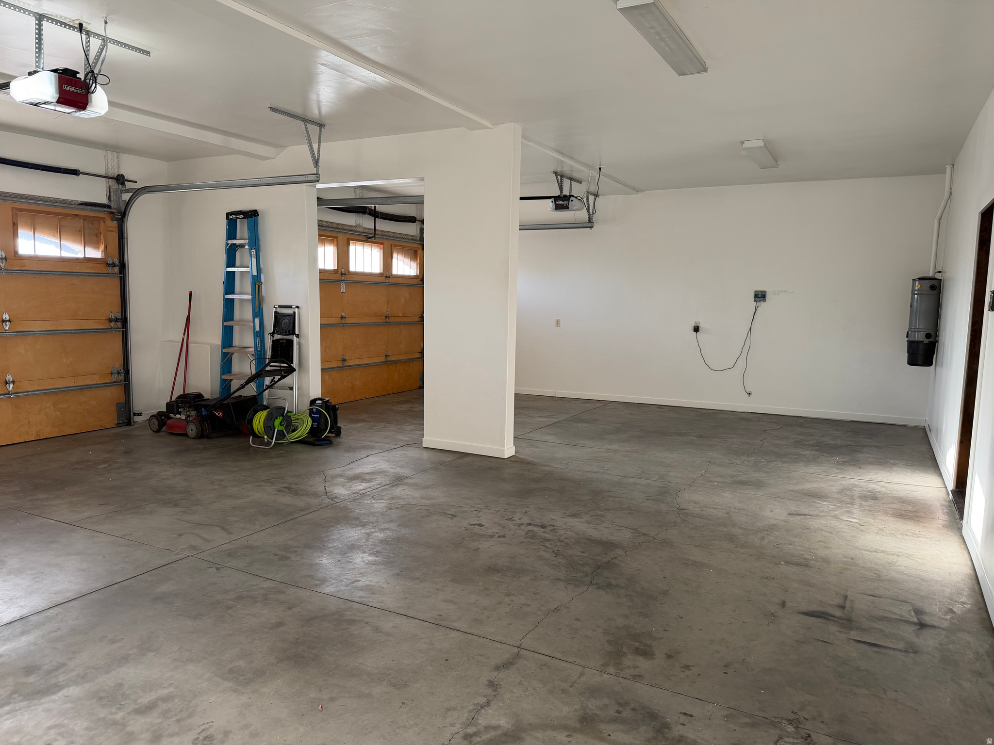main property photo 62