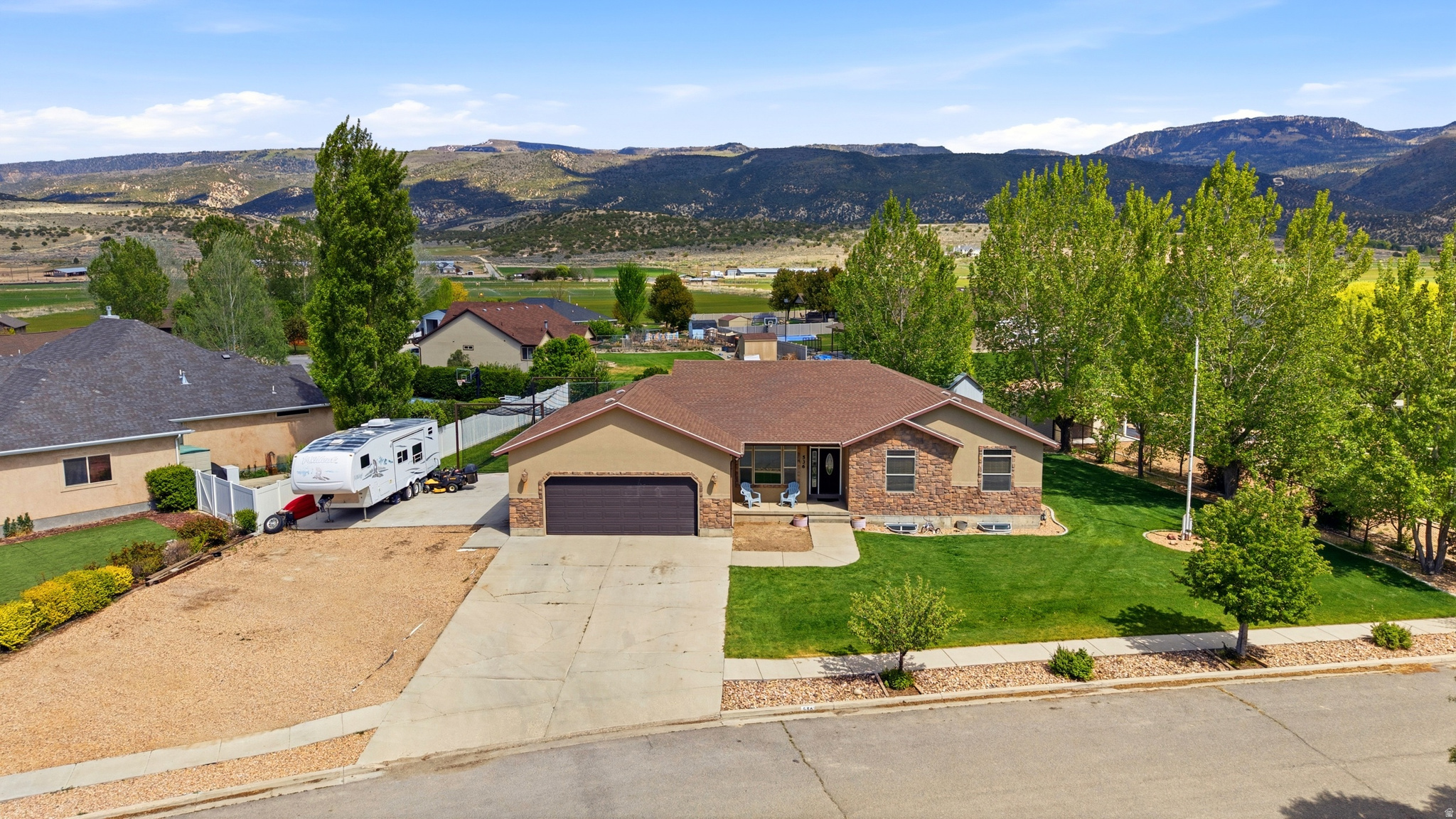 main property photo 51