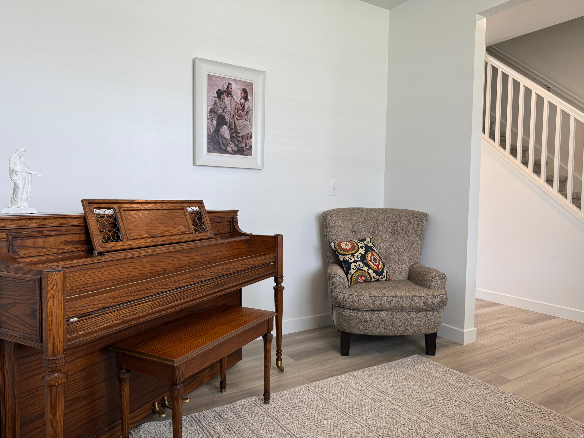 main property photo 5