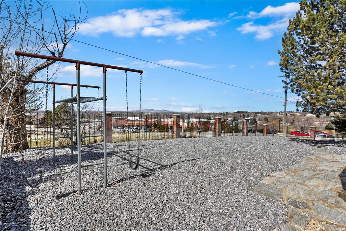 main property photo 59