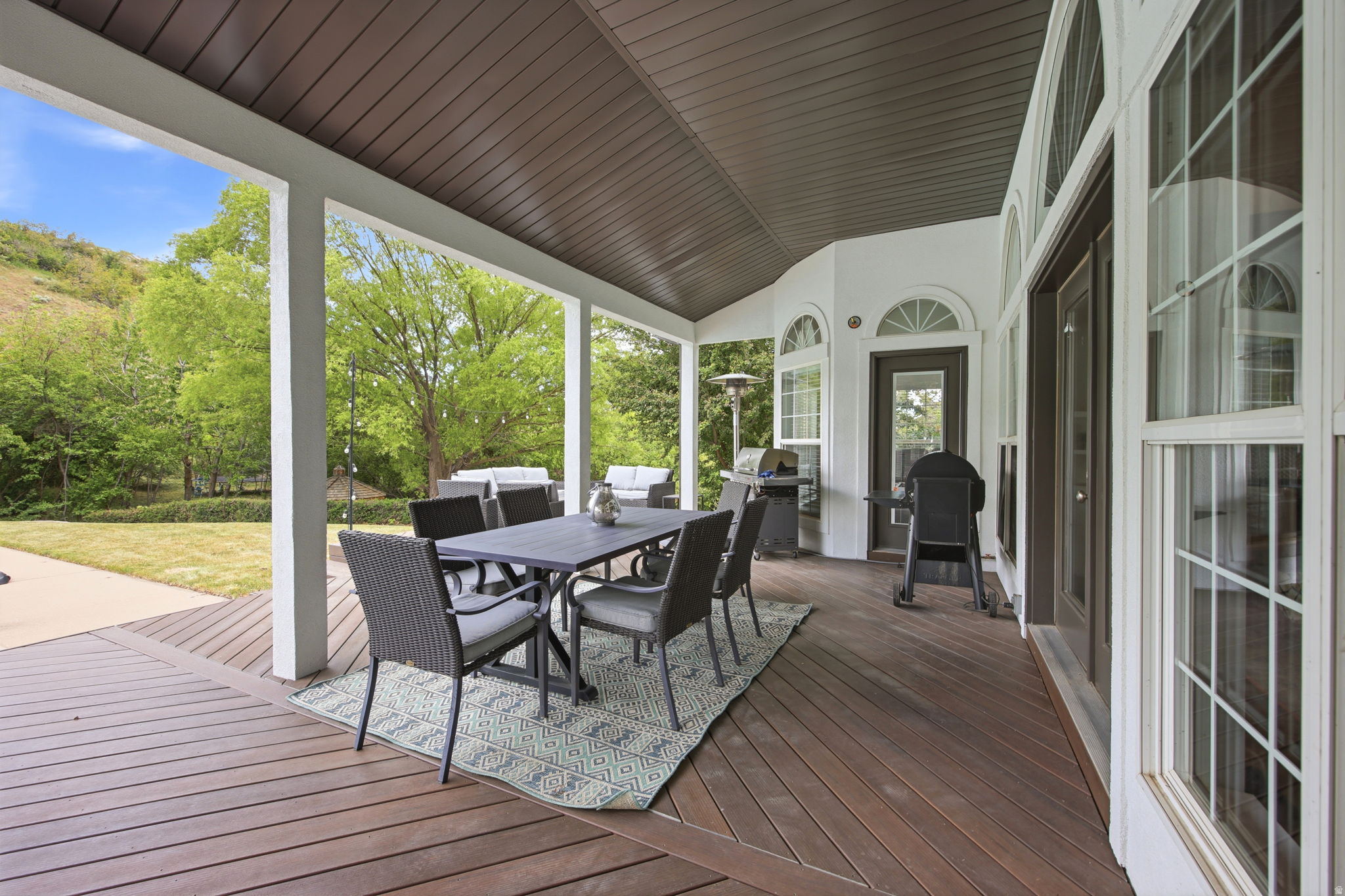 main property photo 59