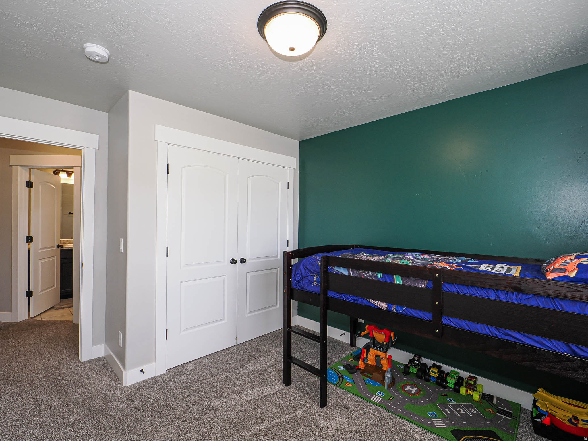 main property photo 25