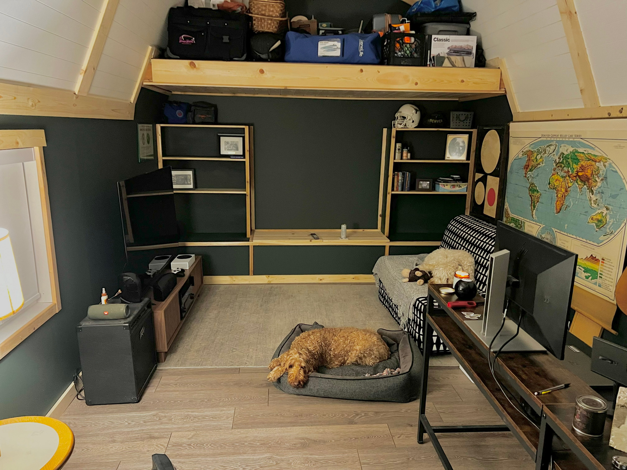 main property photo 12