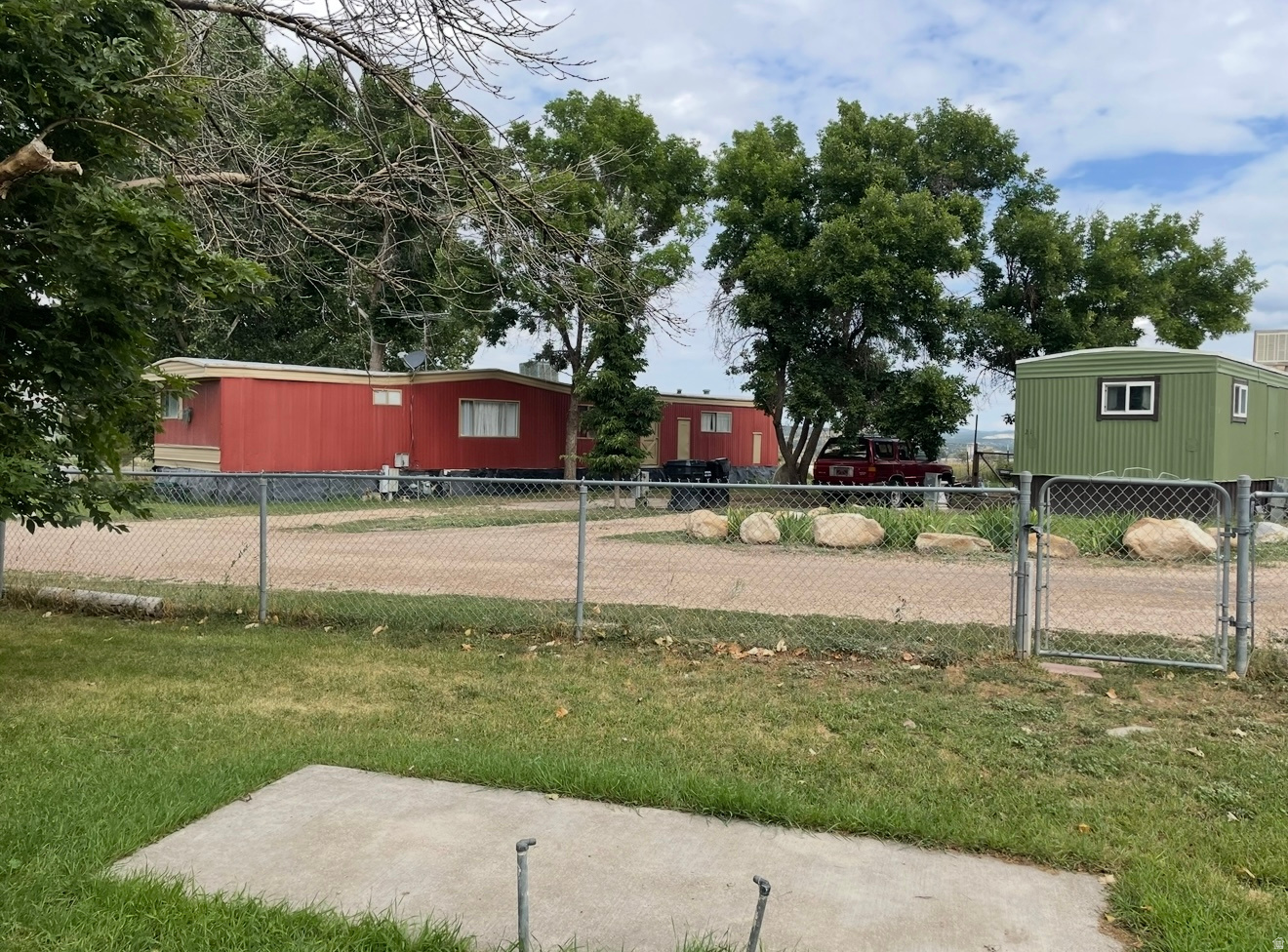 main property photo 10