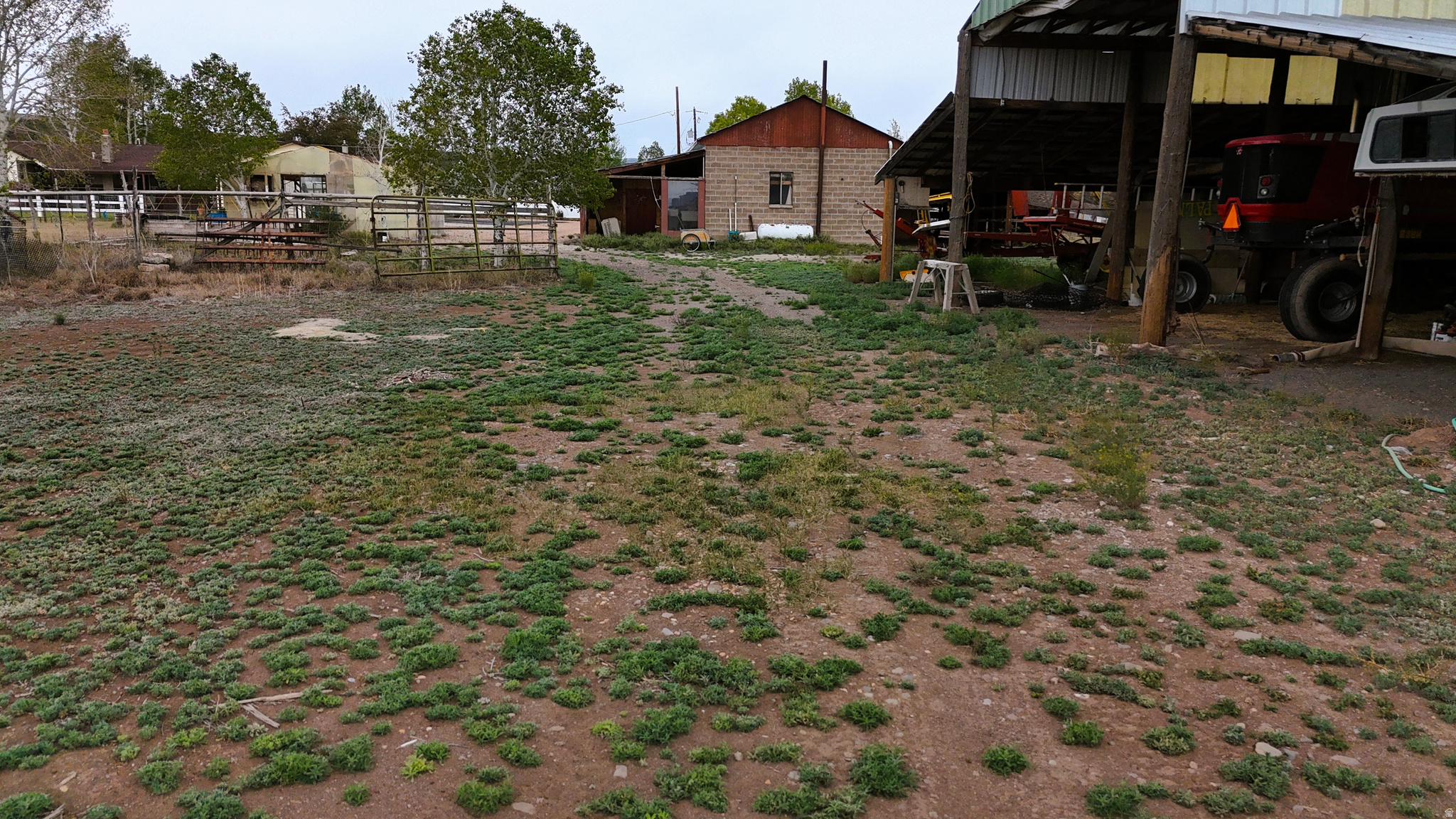 main property photo 35