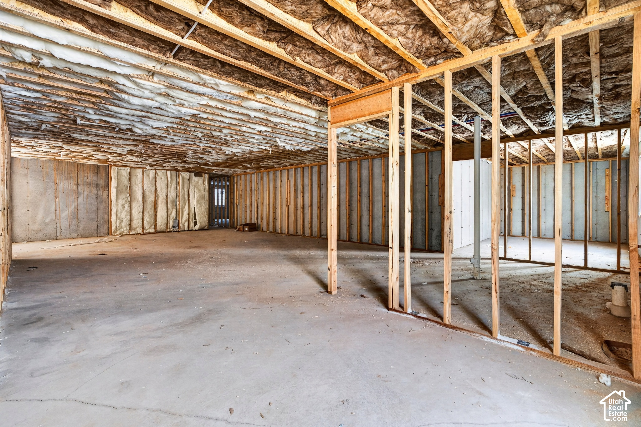main property photo 70