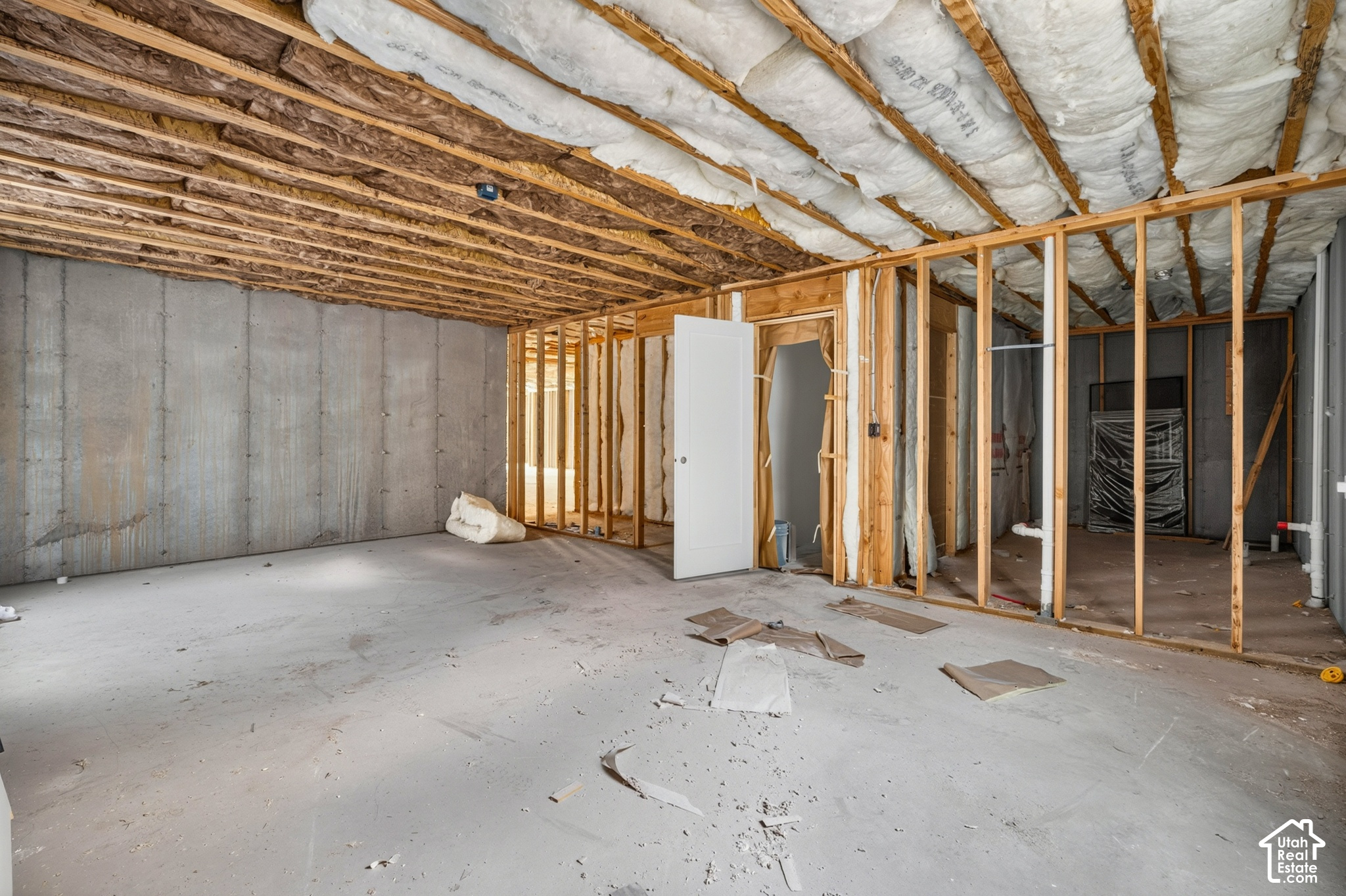 main property photo 73