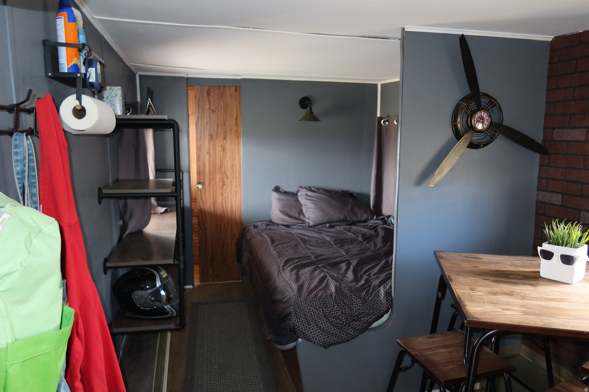 main property photo 12