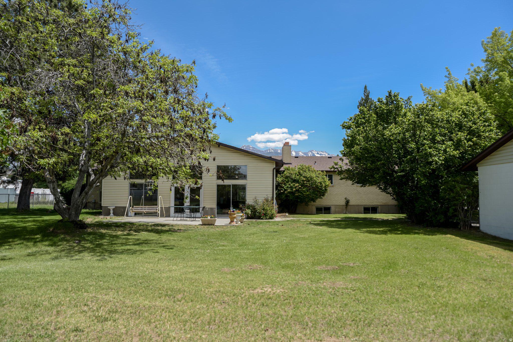 main property photo 57