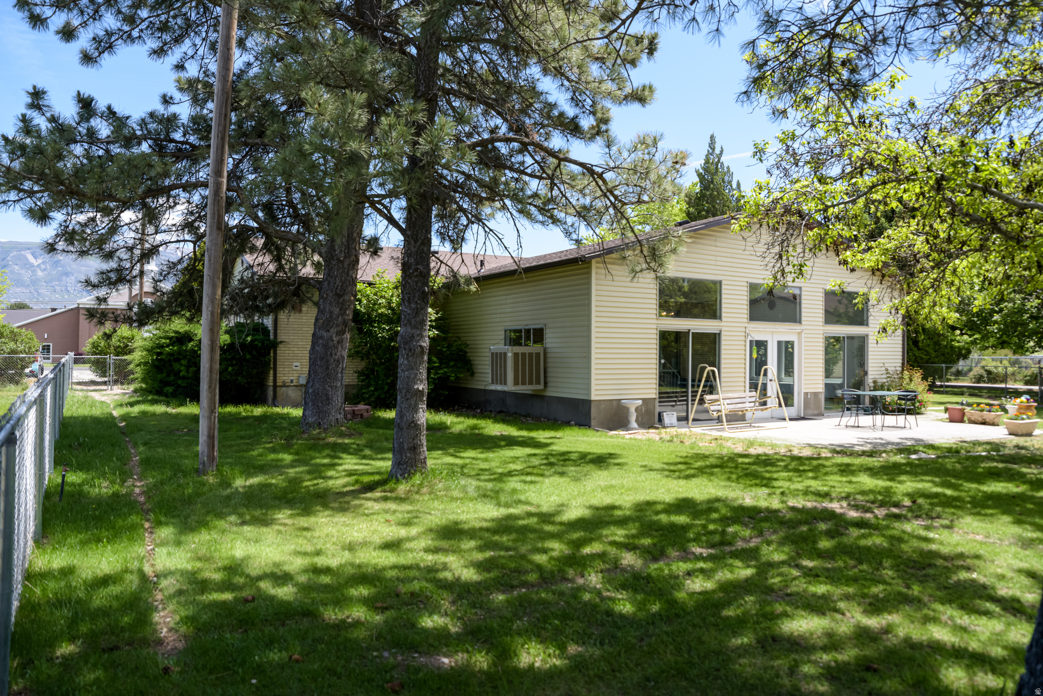 main property photo 59