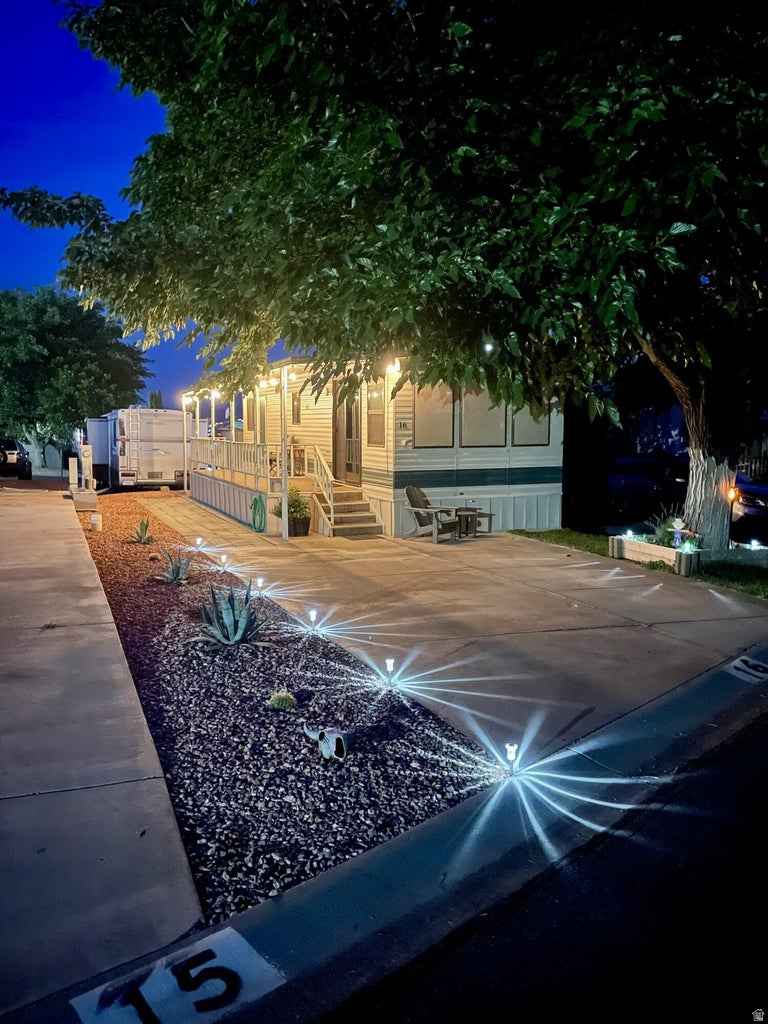 main property photo 16