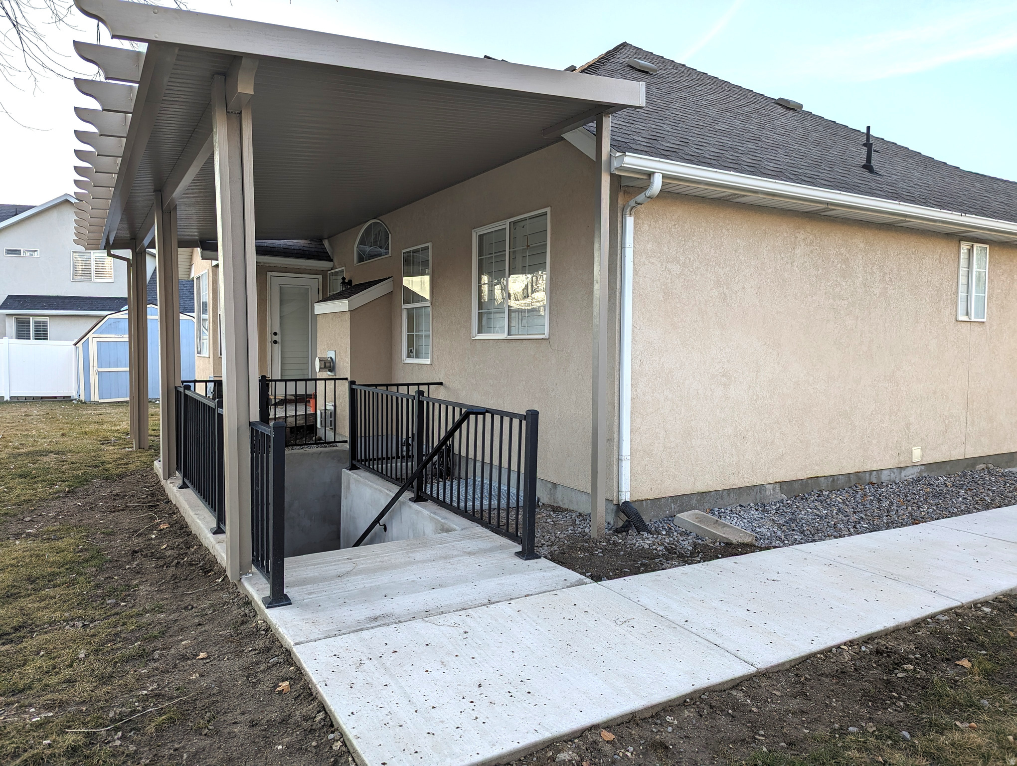 main property photo 3