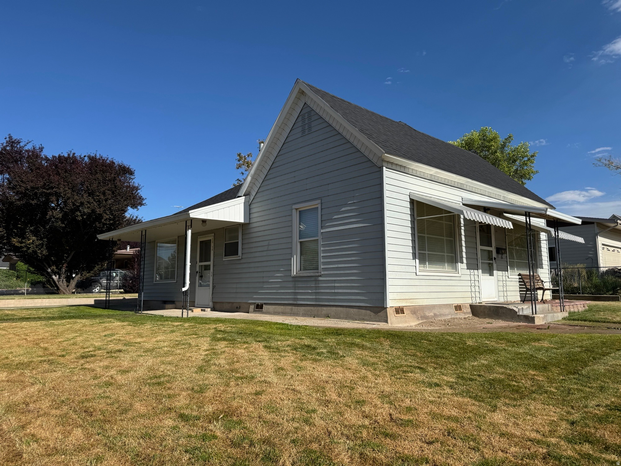 main property photo 5