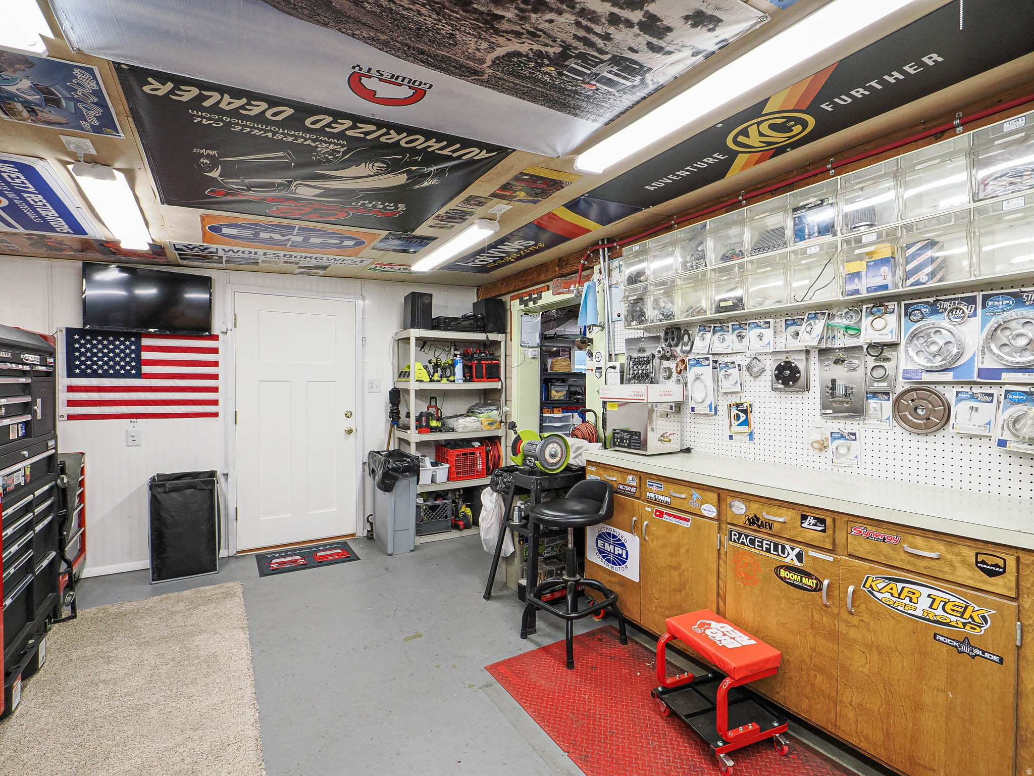main property photo 36
