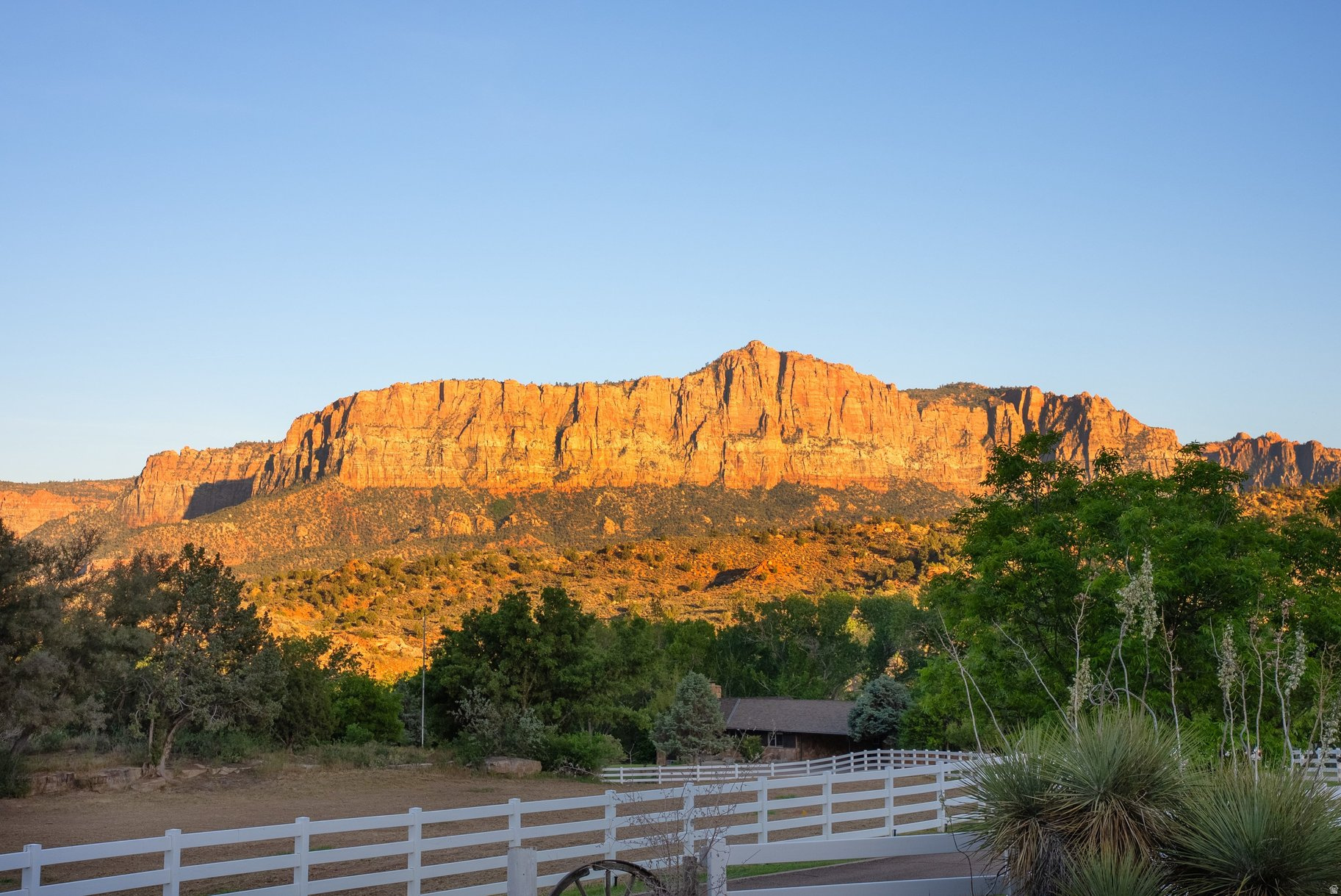 main property photo 35