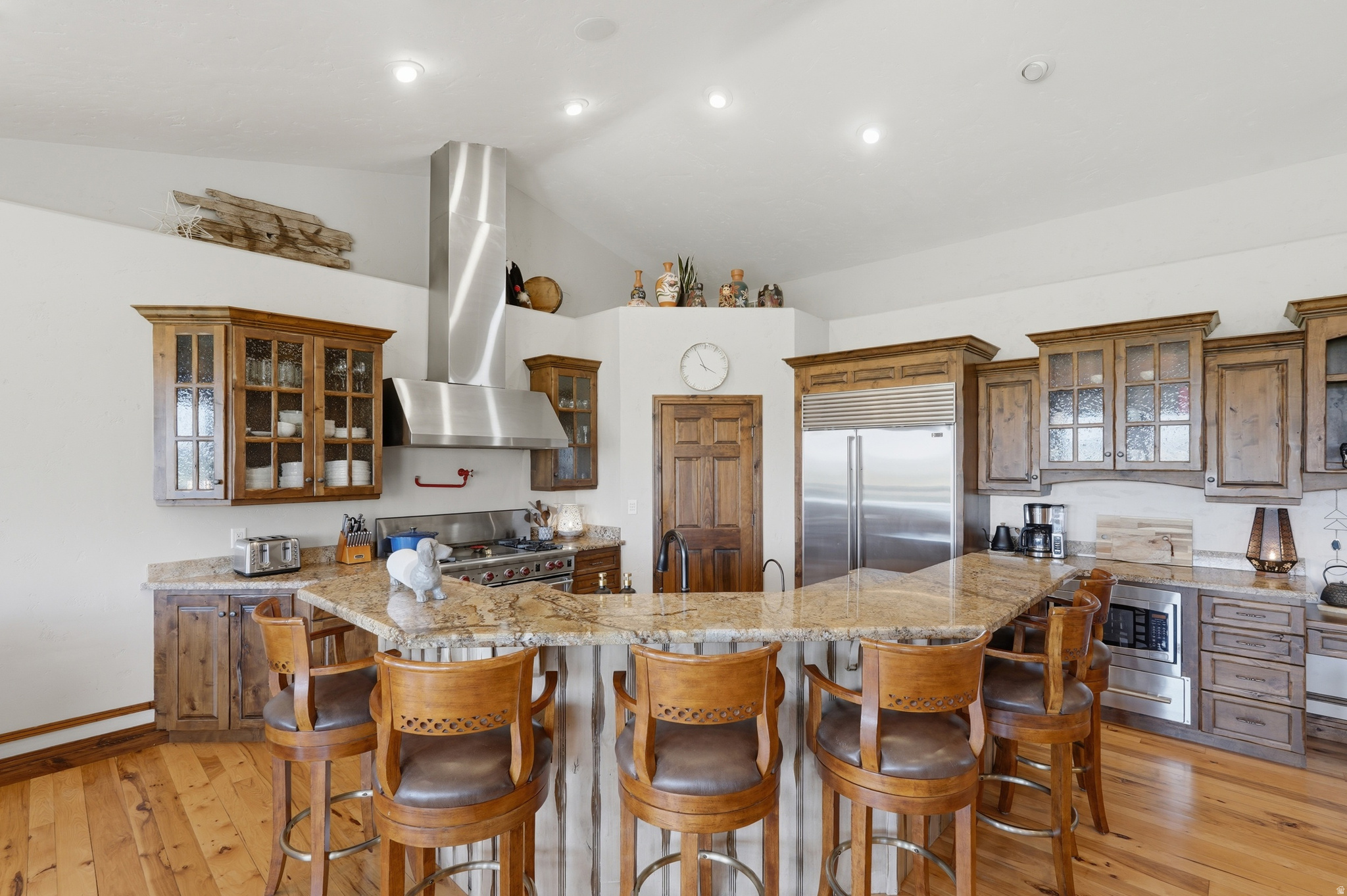 main property photo 12