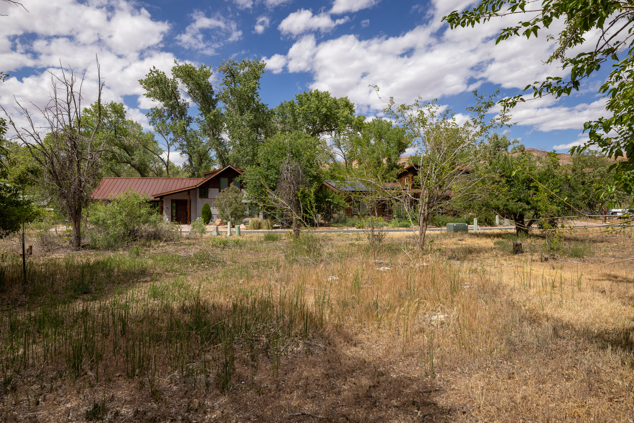 main property photo 8
