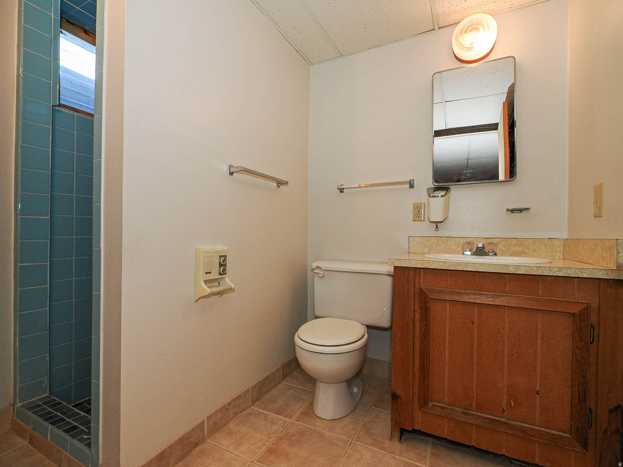main property photo 56