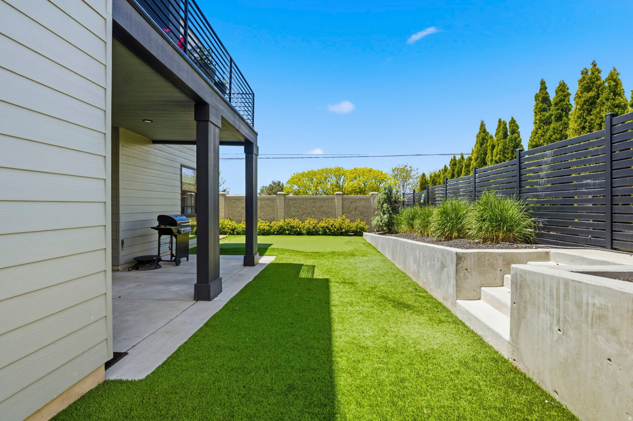 main property photo 58