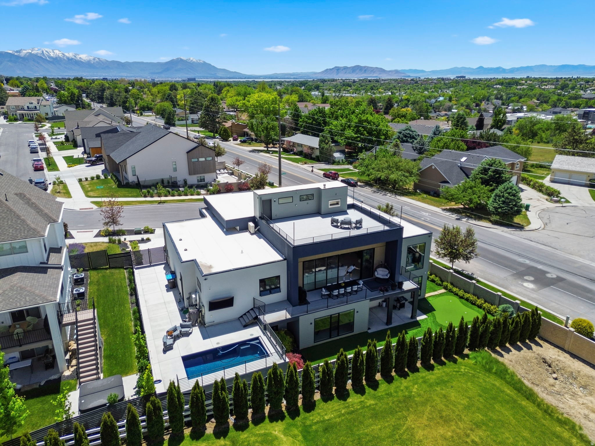 main property photo 64