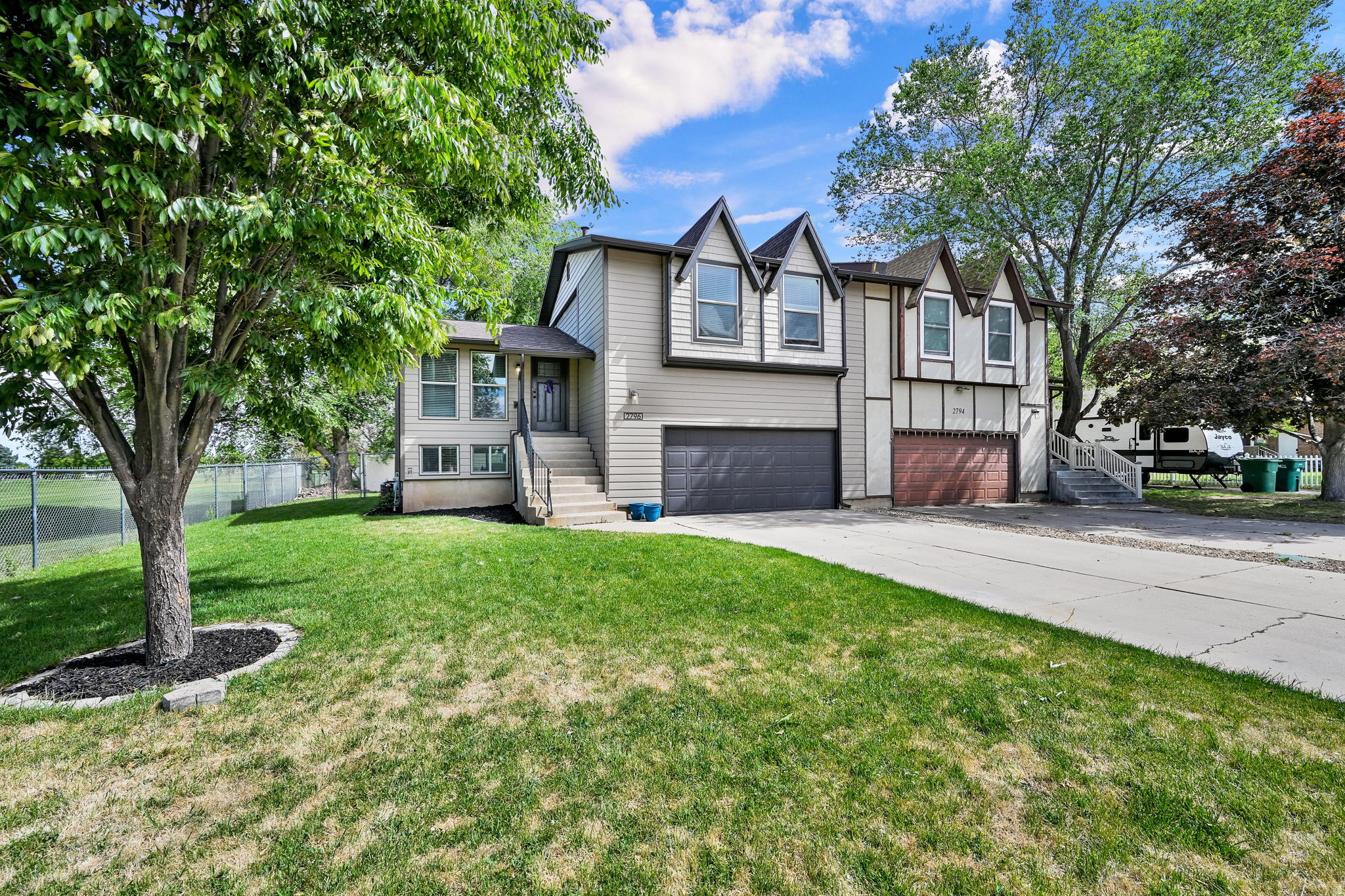 main property photo 23