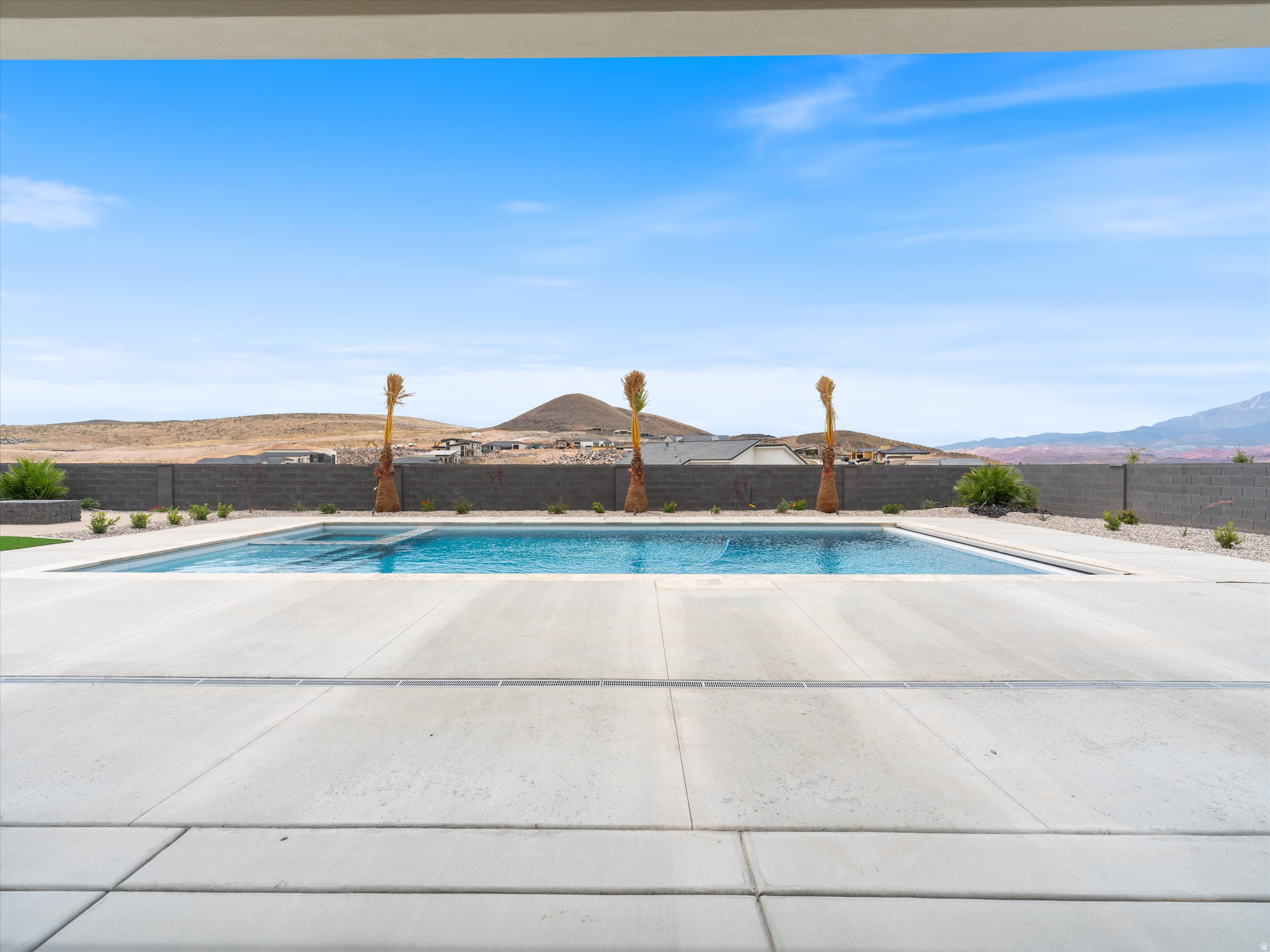 main property photo 77