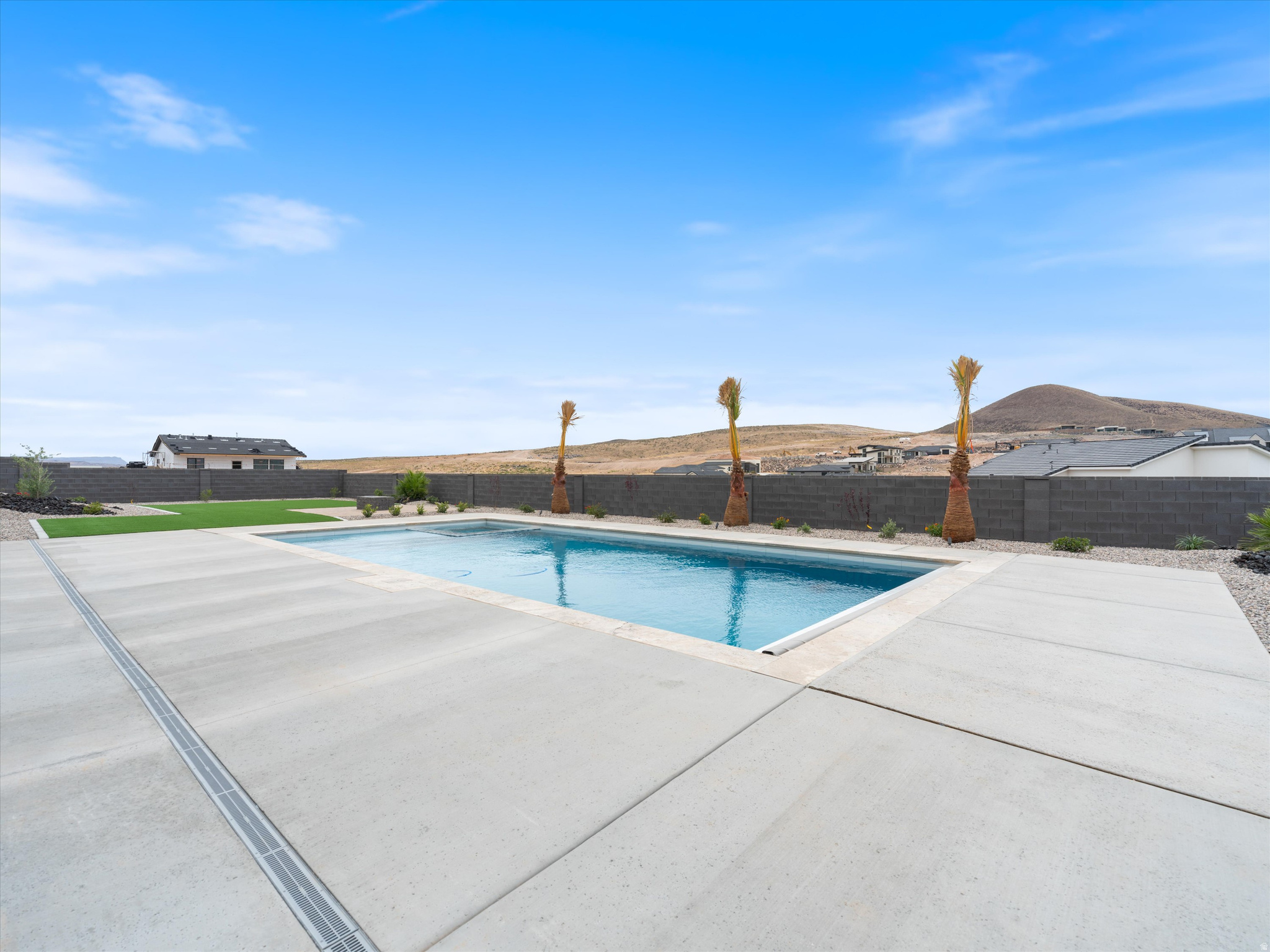 main property photo 88