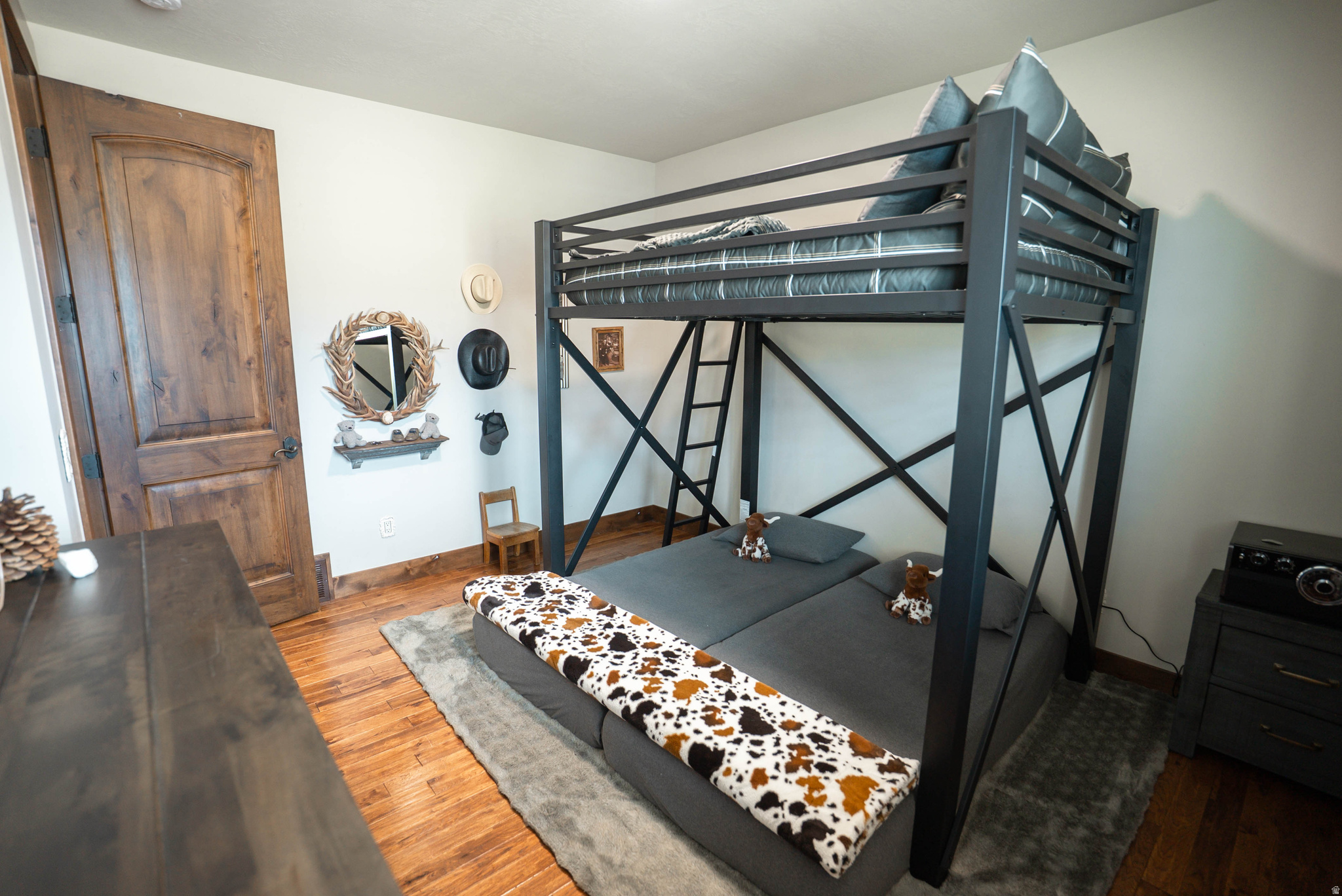 main property photo 51