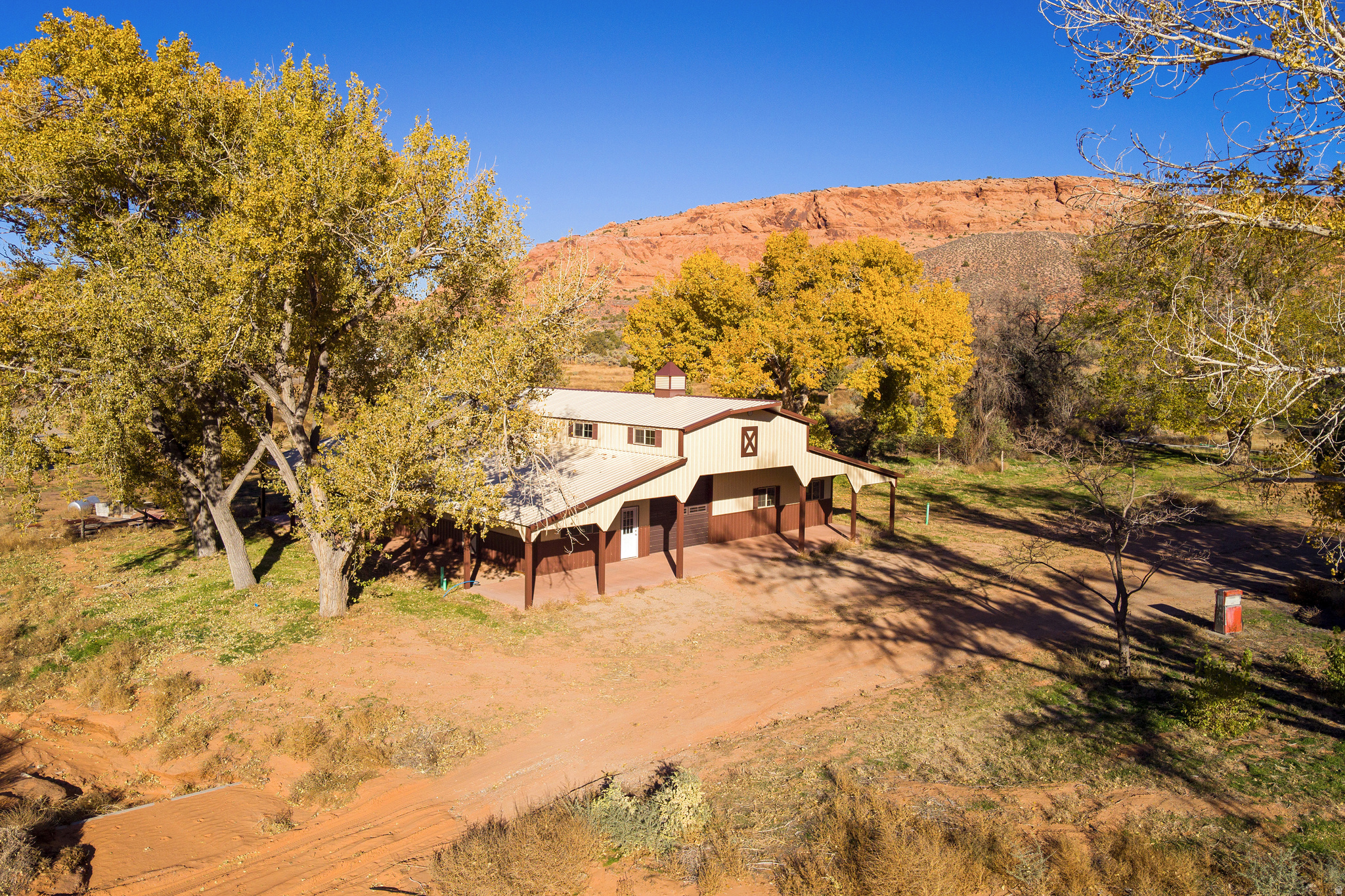 main property photo 16
