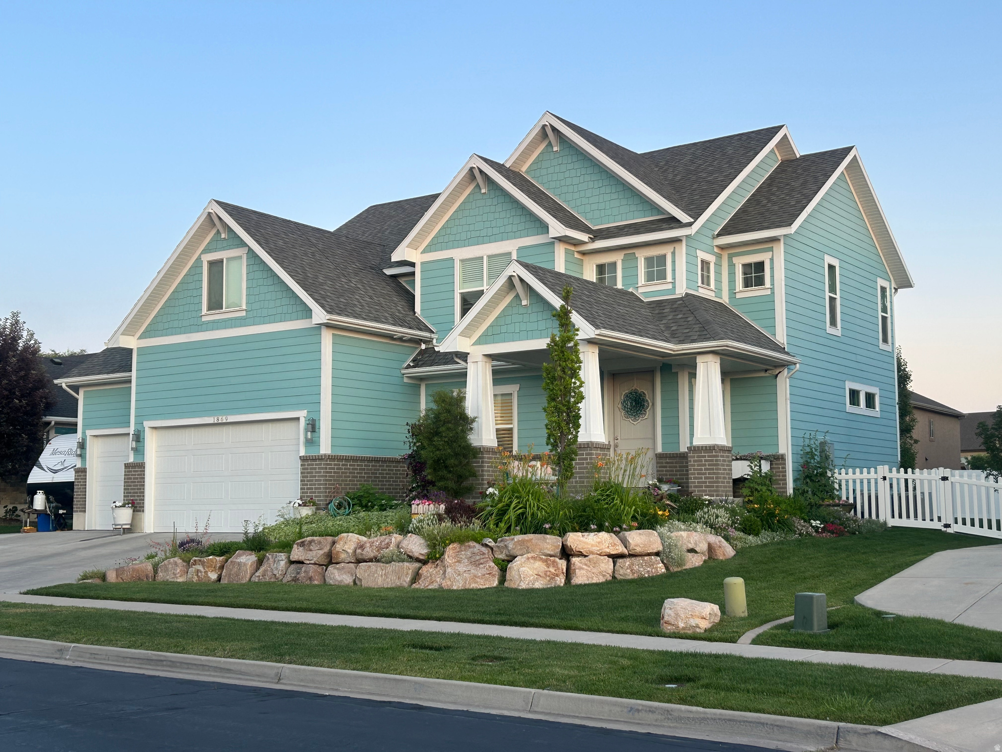 main property photo 34