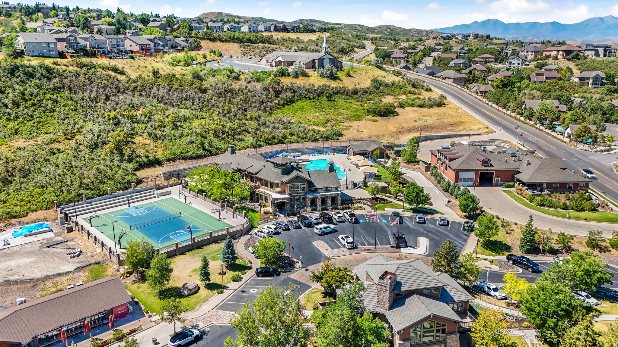 main property photo 48