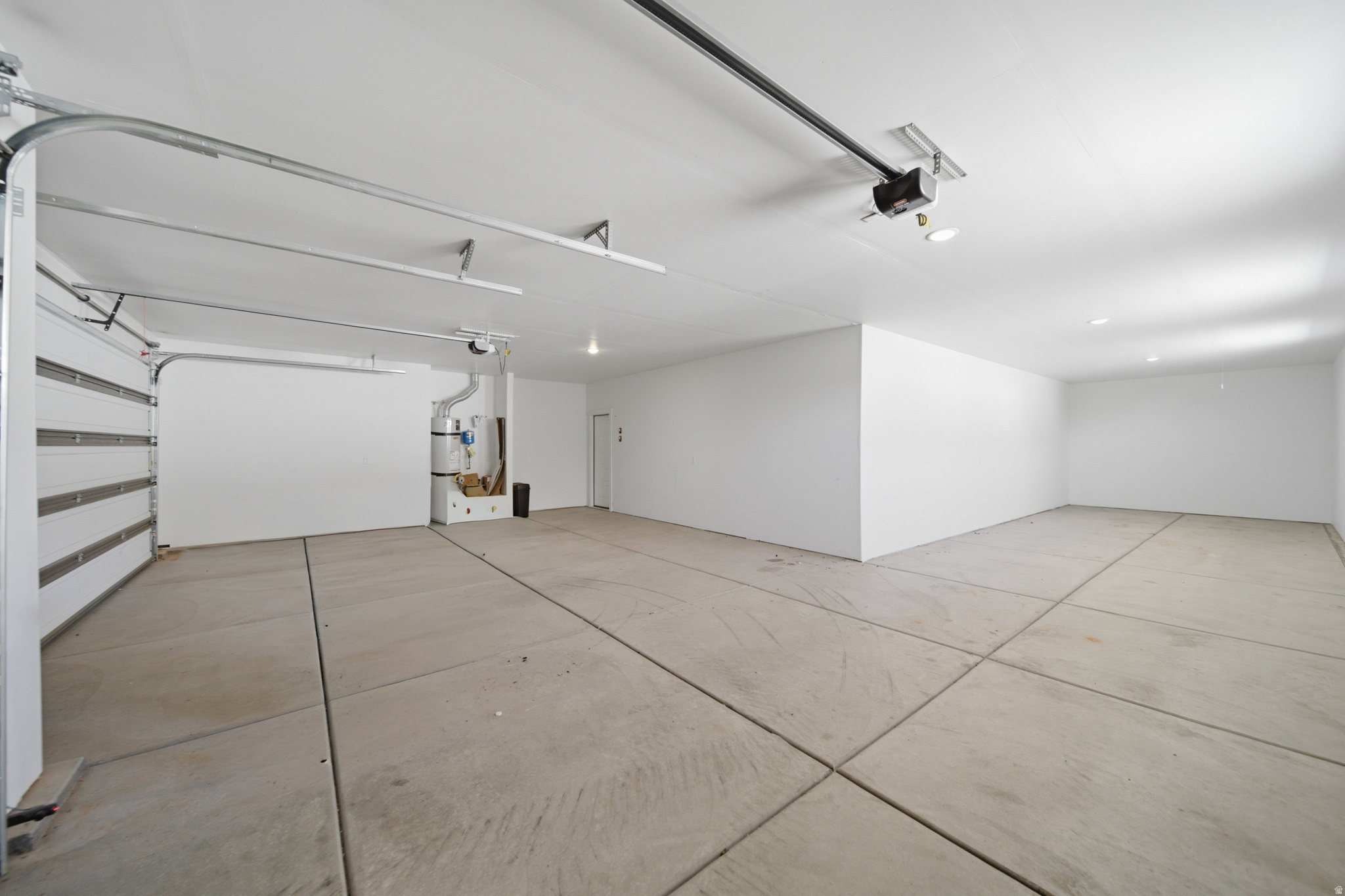 main property photo 60