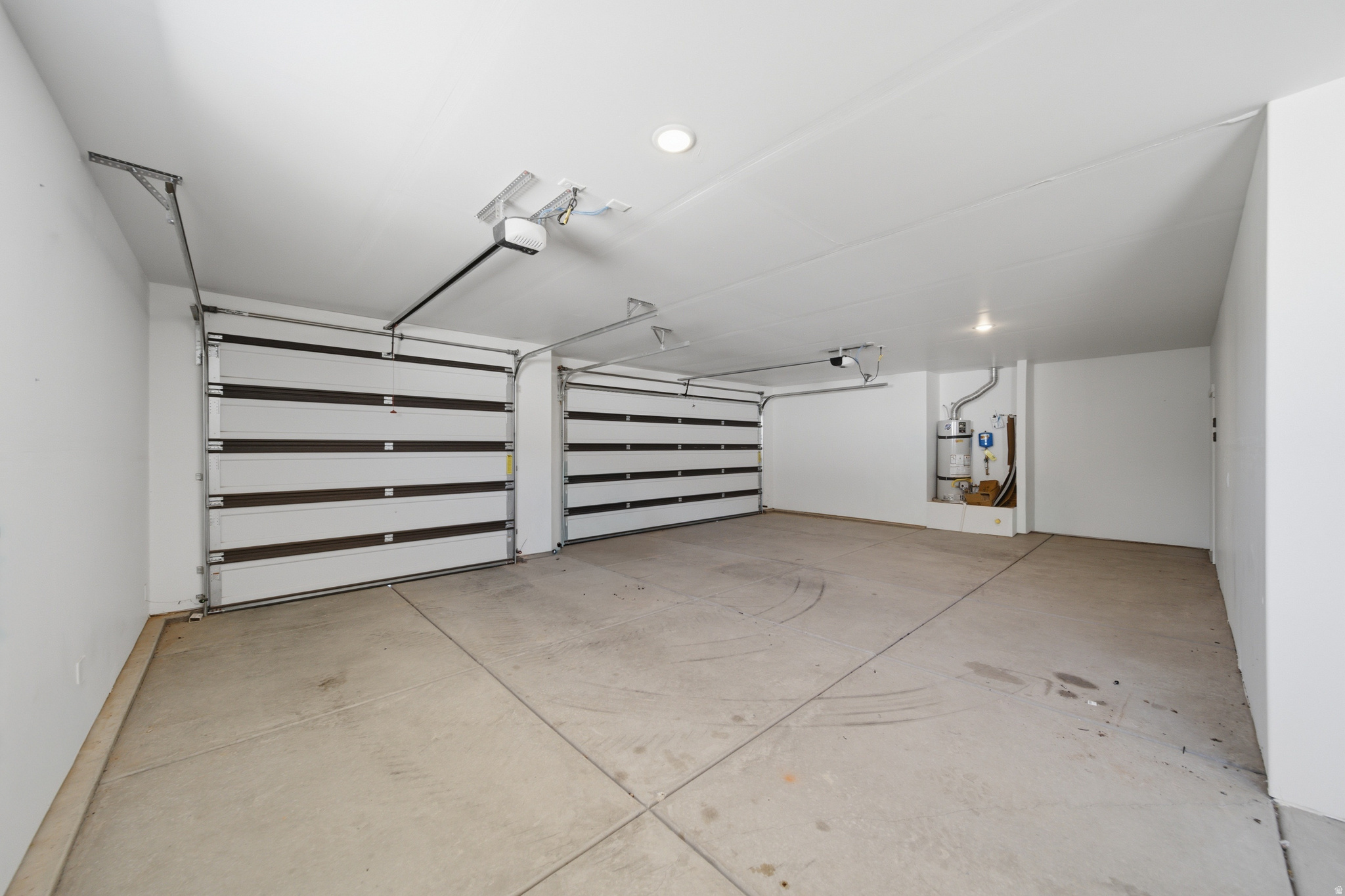 main property photo 61