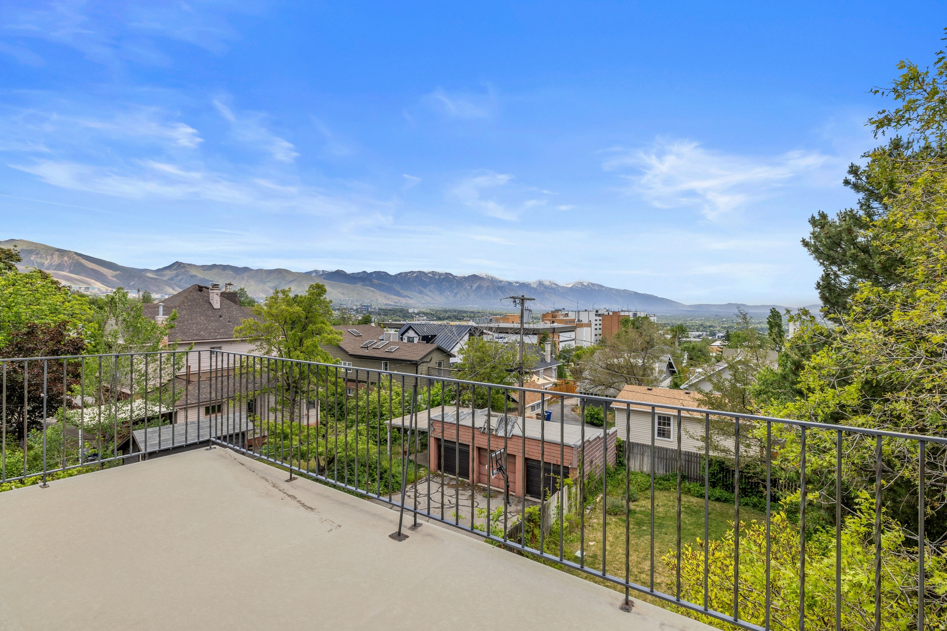 main property photo 25