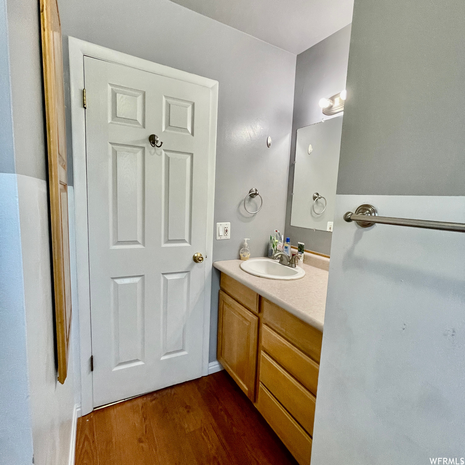 main property photo 10