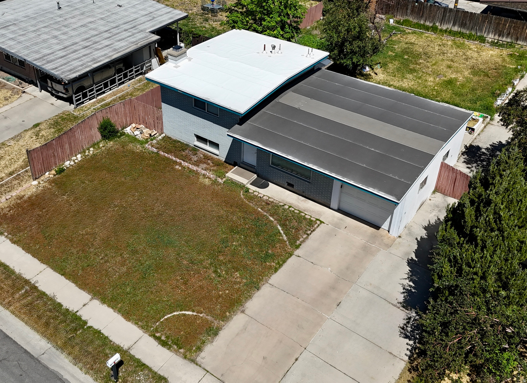 main property photo 21