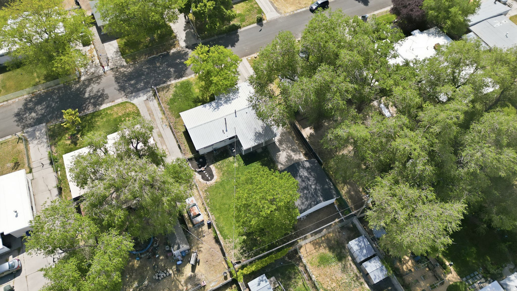 main property photo 33