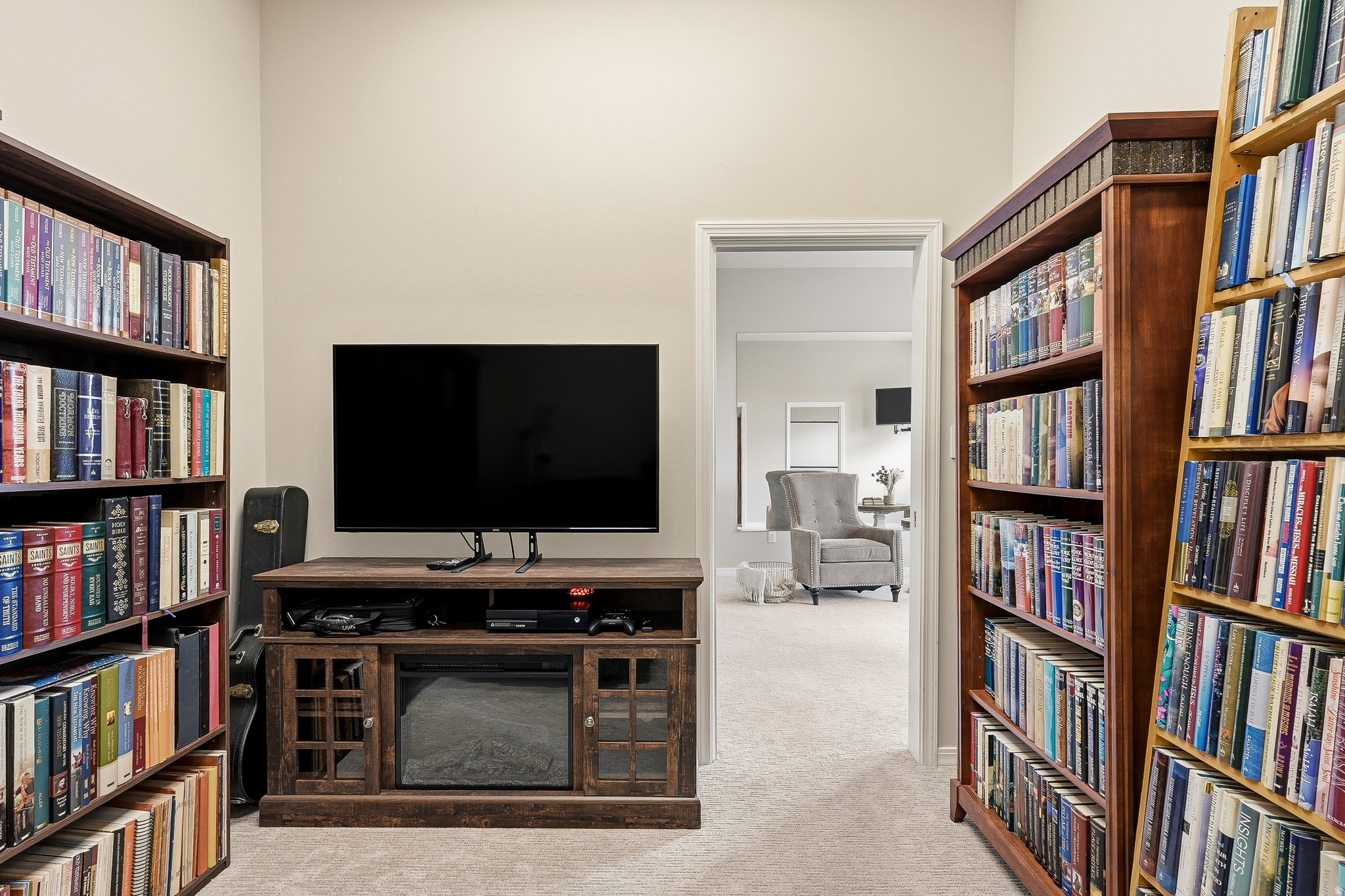 main property photo 40