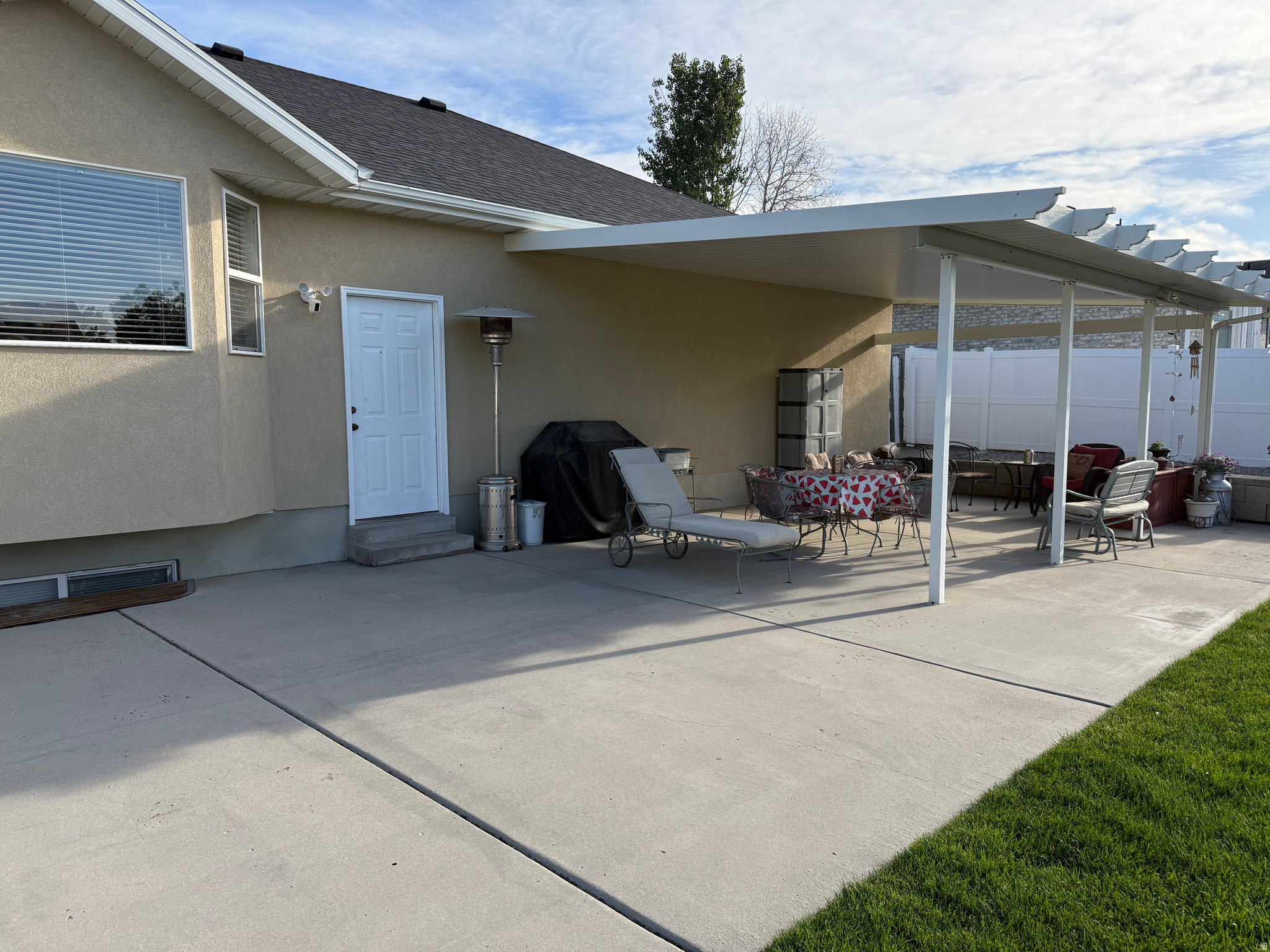 main property photo 68