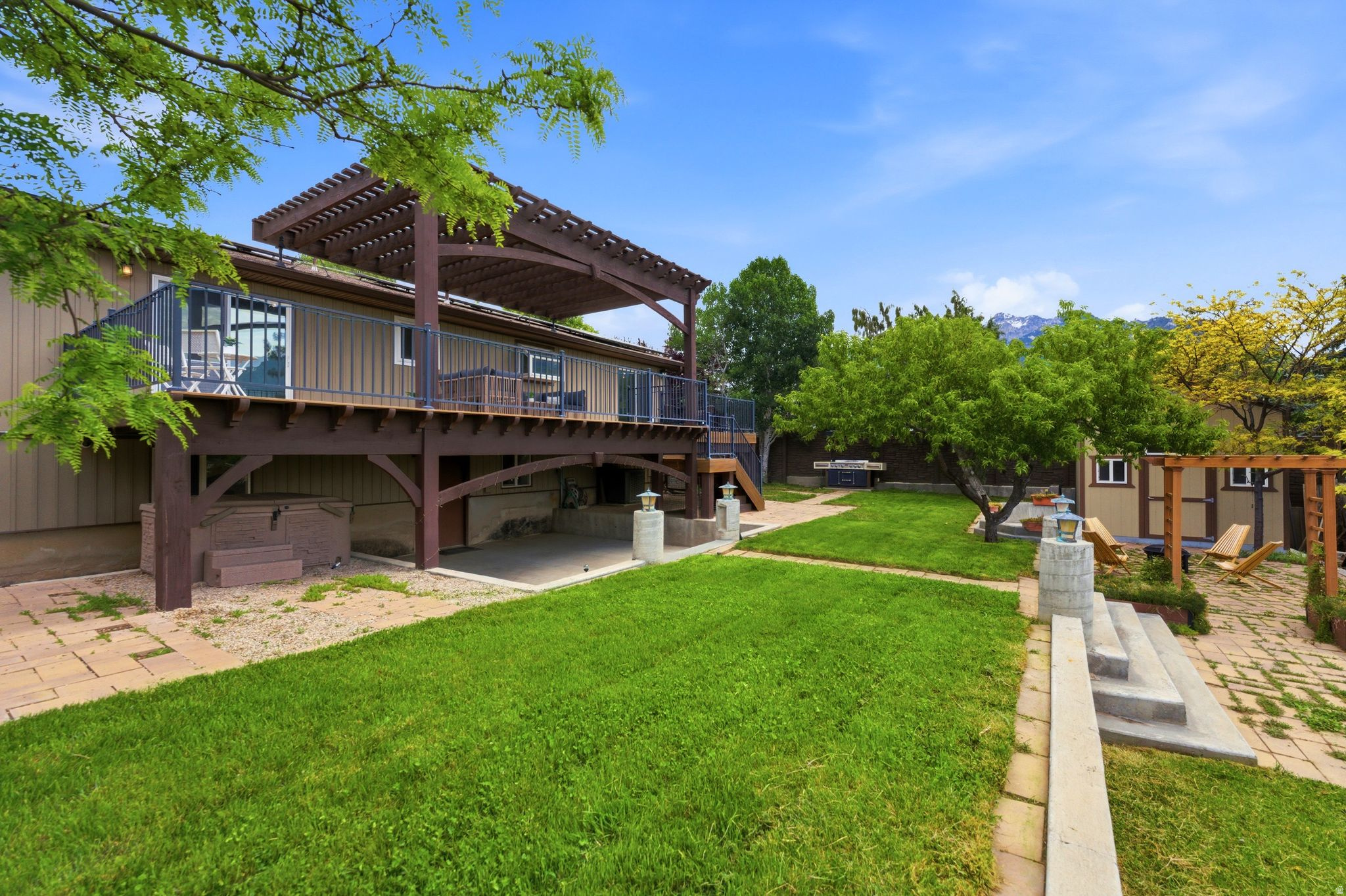 main property photo 34