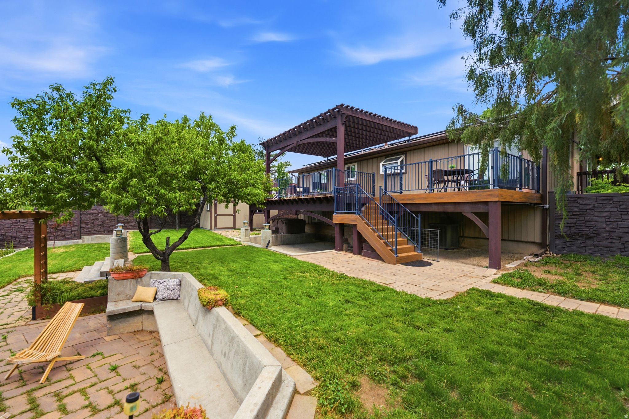 main property photo 36