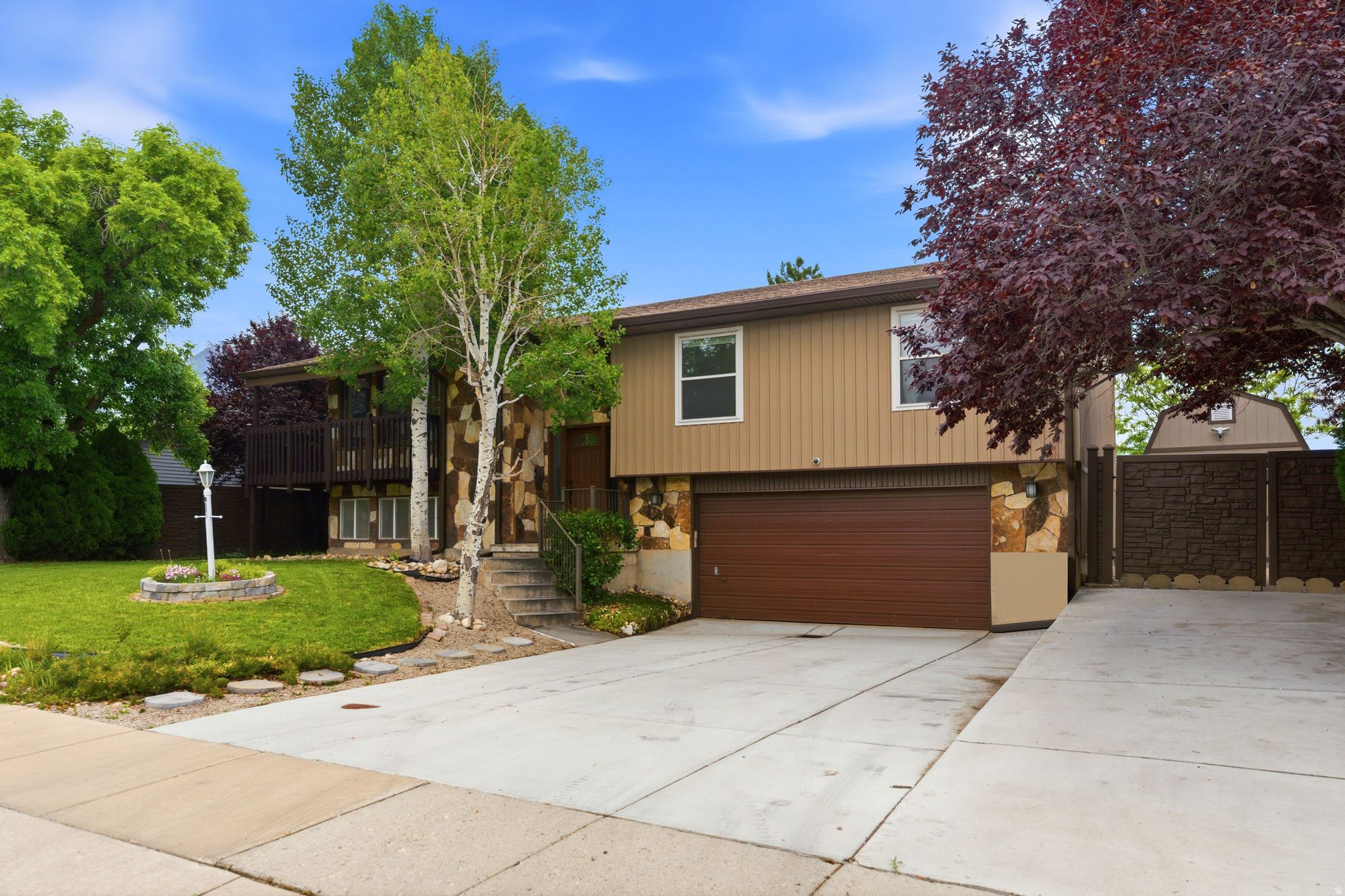main property photo 51