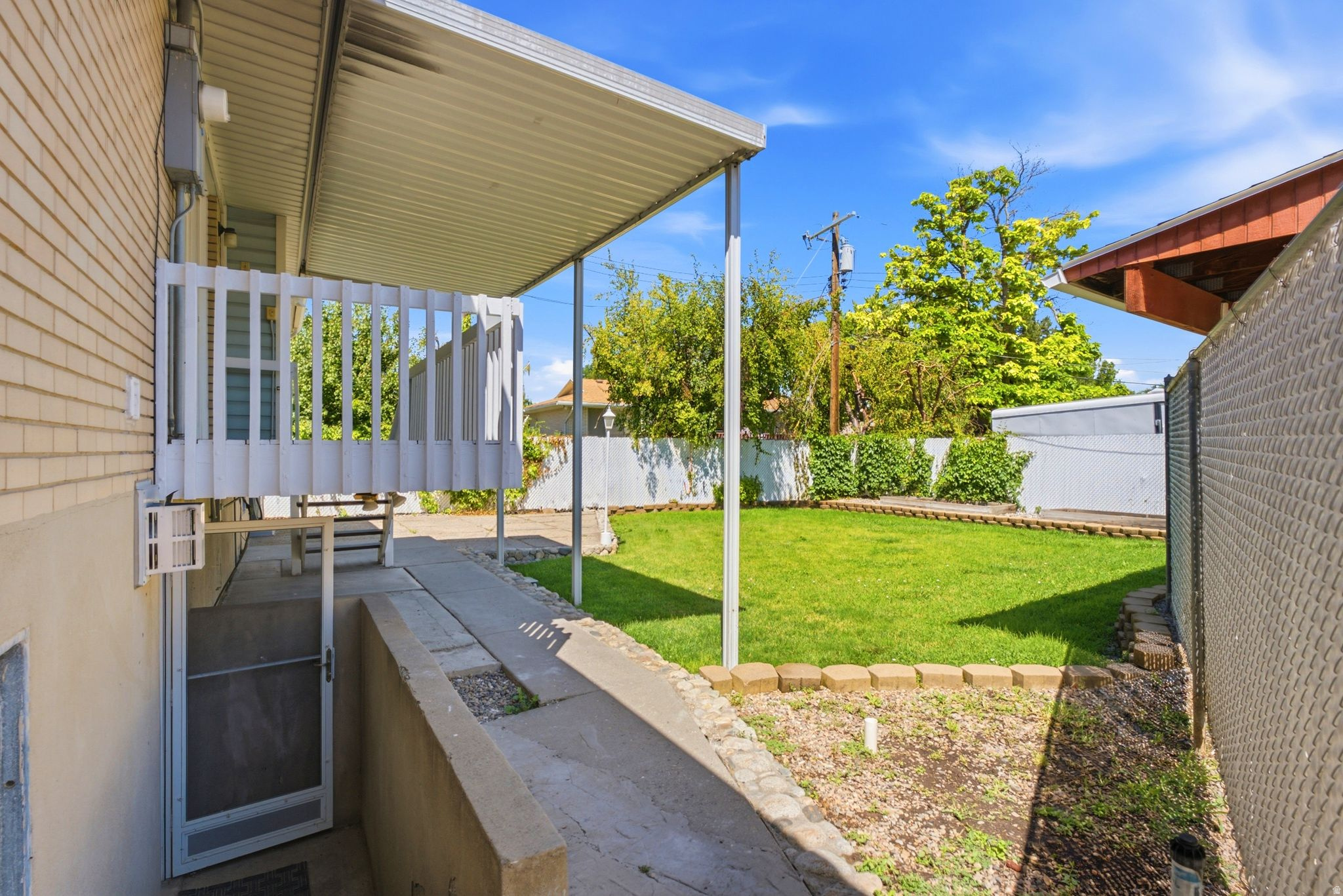 main property photo 60