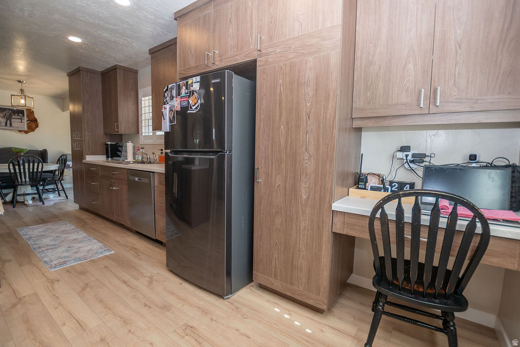 main property photo 13