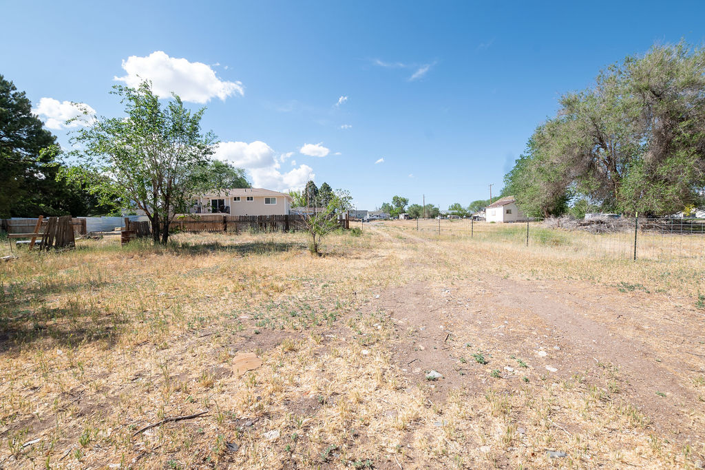 main property photo 51