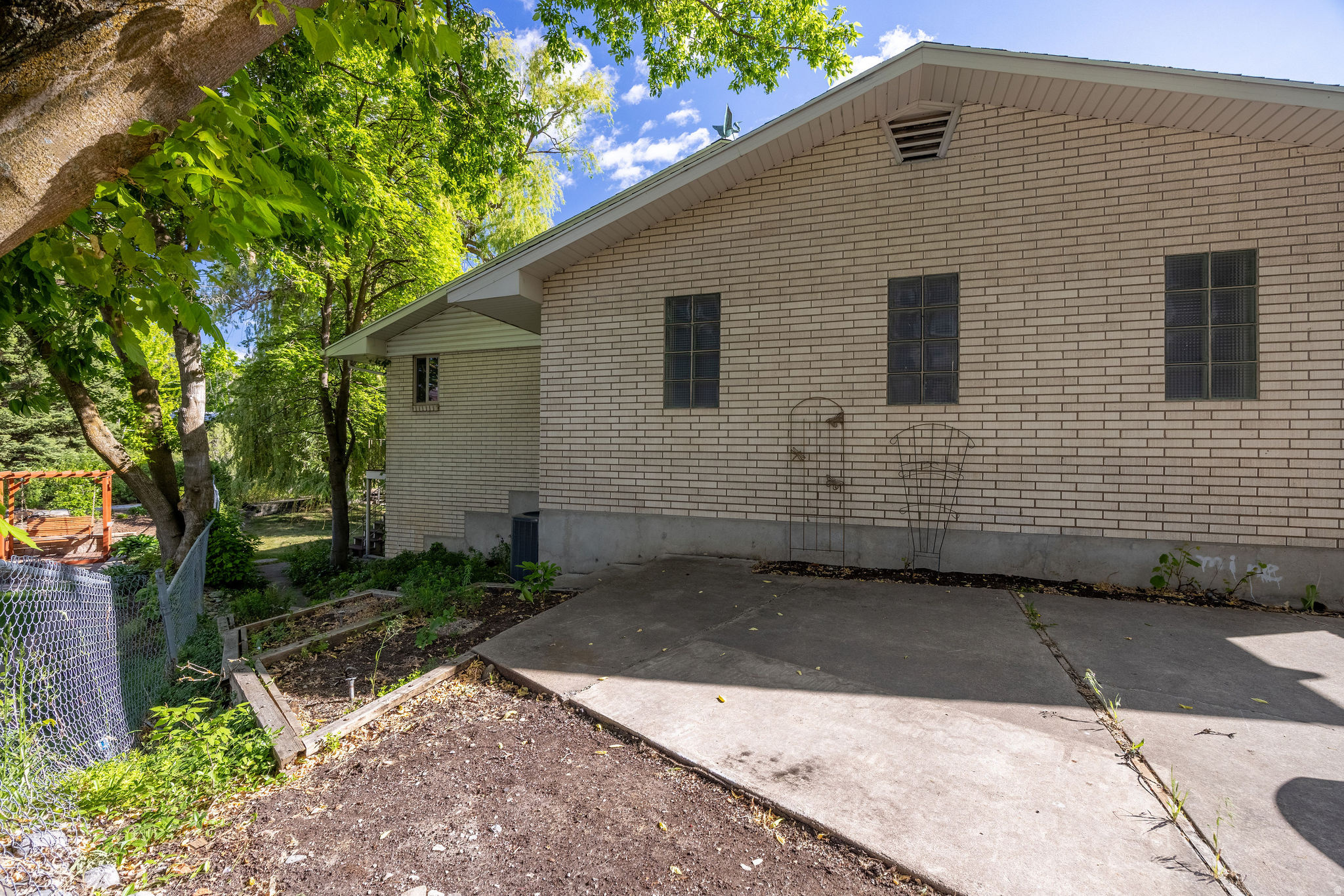 main property photo 69