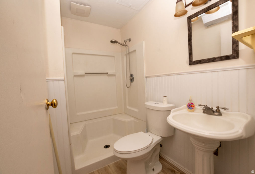 main property photo 23